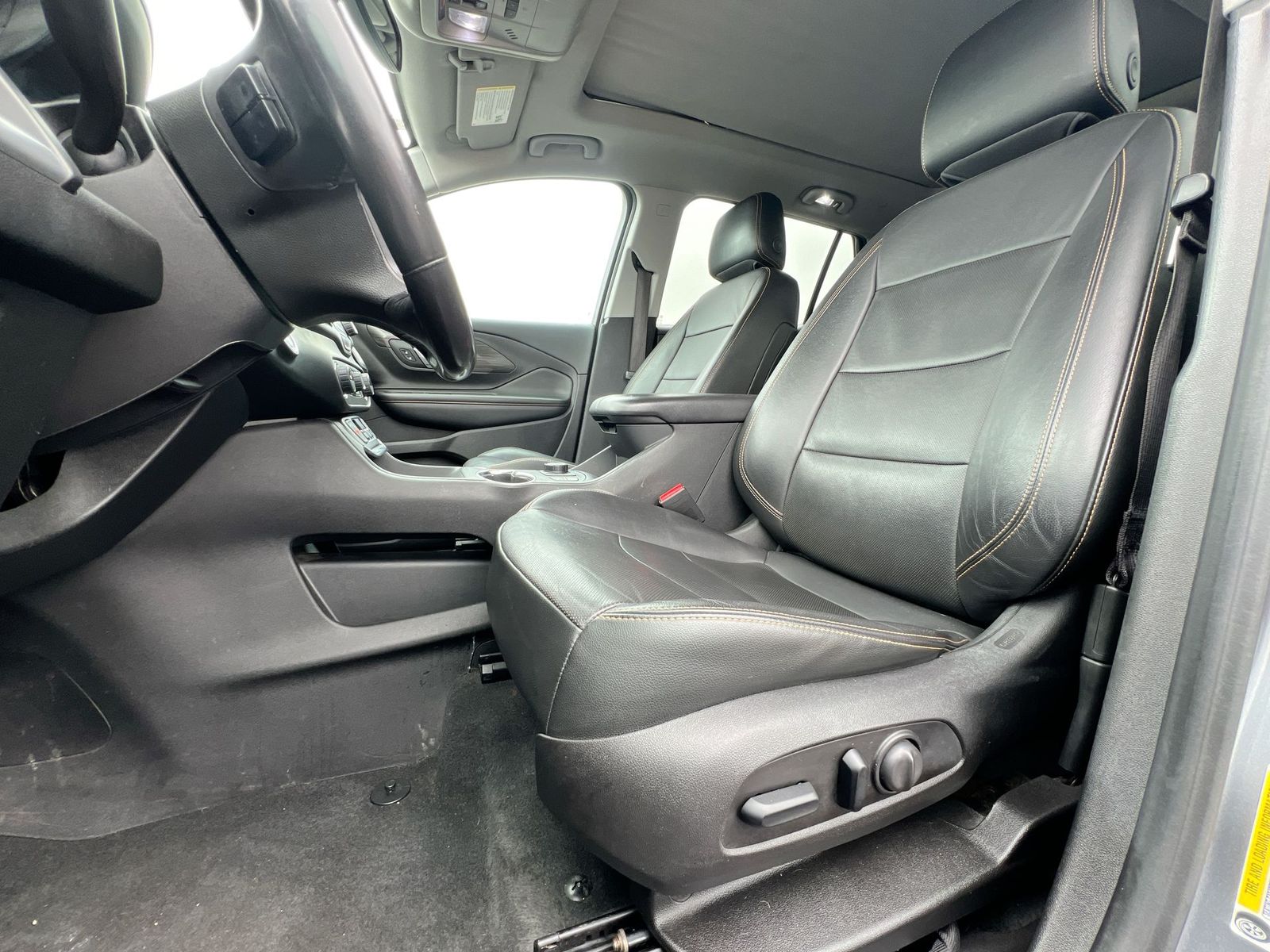 Thumbnail: 2018 GMC Terrain - 16