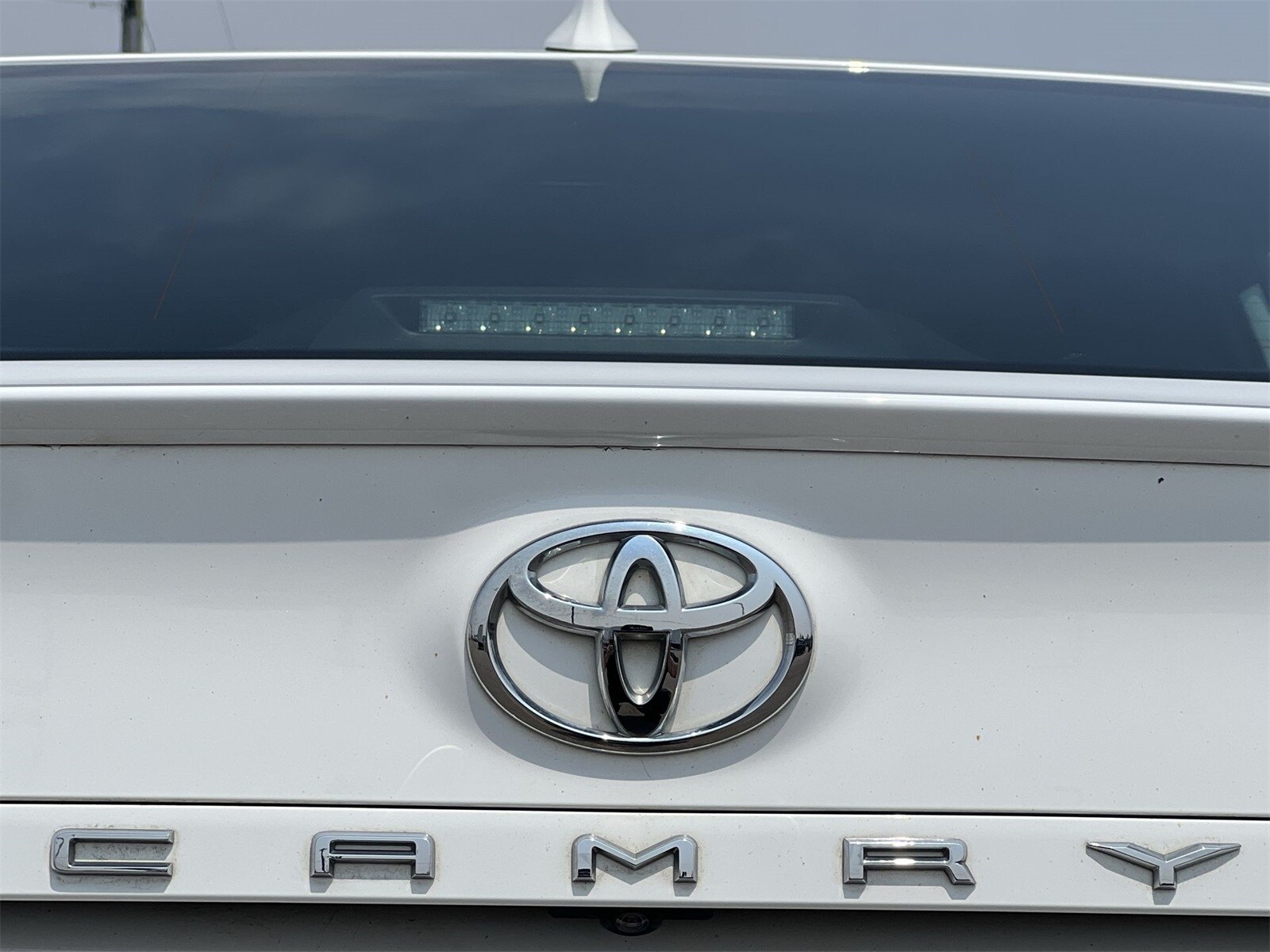 2022 Toyota Camry SE 13
