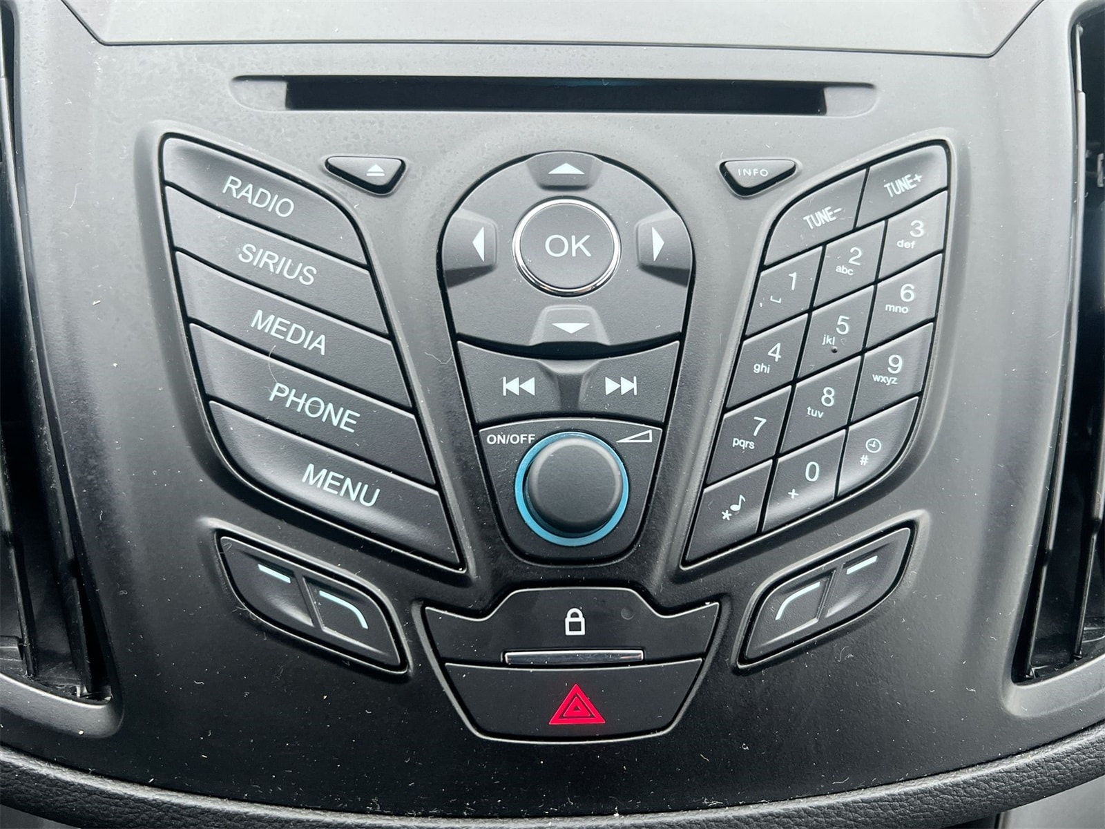 Thumbnail: 2015 Ford Escape - 28