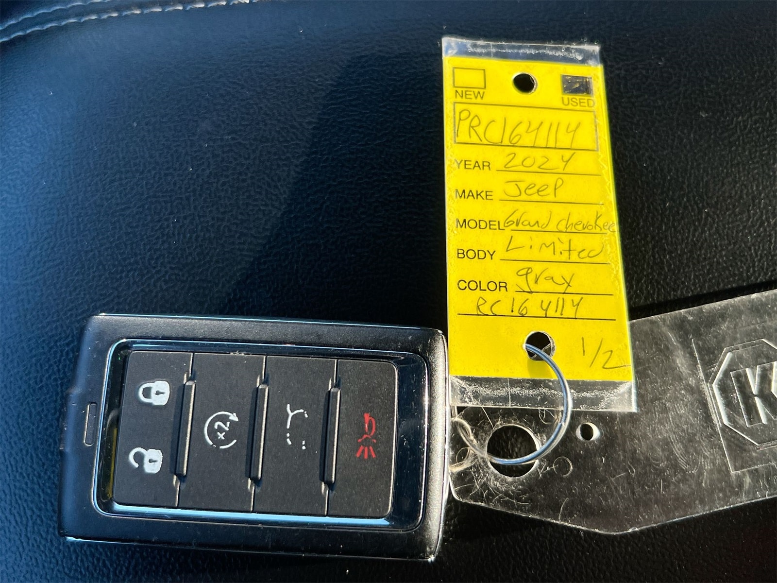 Thumbnail: 2024 Jeep Grand Cherokee - 35