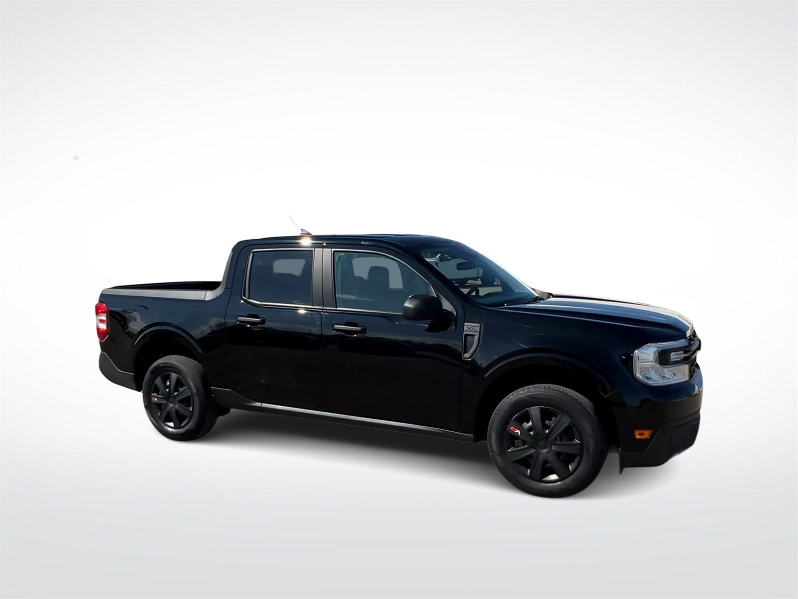 2024 Ford Maverick XL photo 2