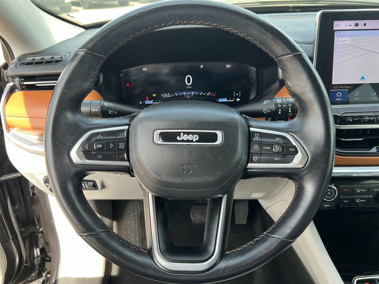 Thumbnail: 2022 Jeep Compass - 23