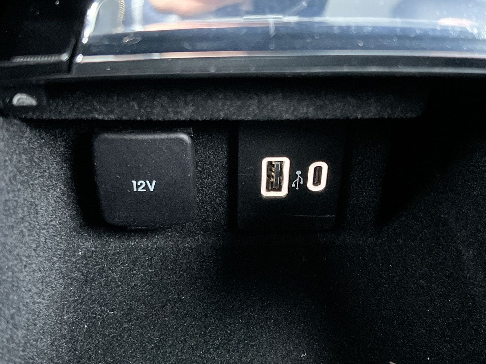 Thumbnail: 2022 Lincoln Corsair - 31