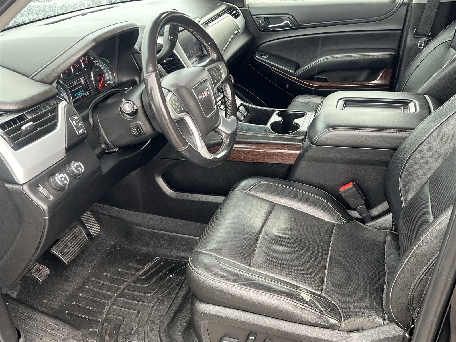 Thumbnail: 2019 GMC Yukon XL - 10