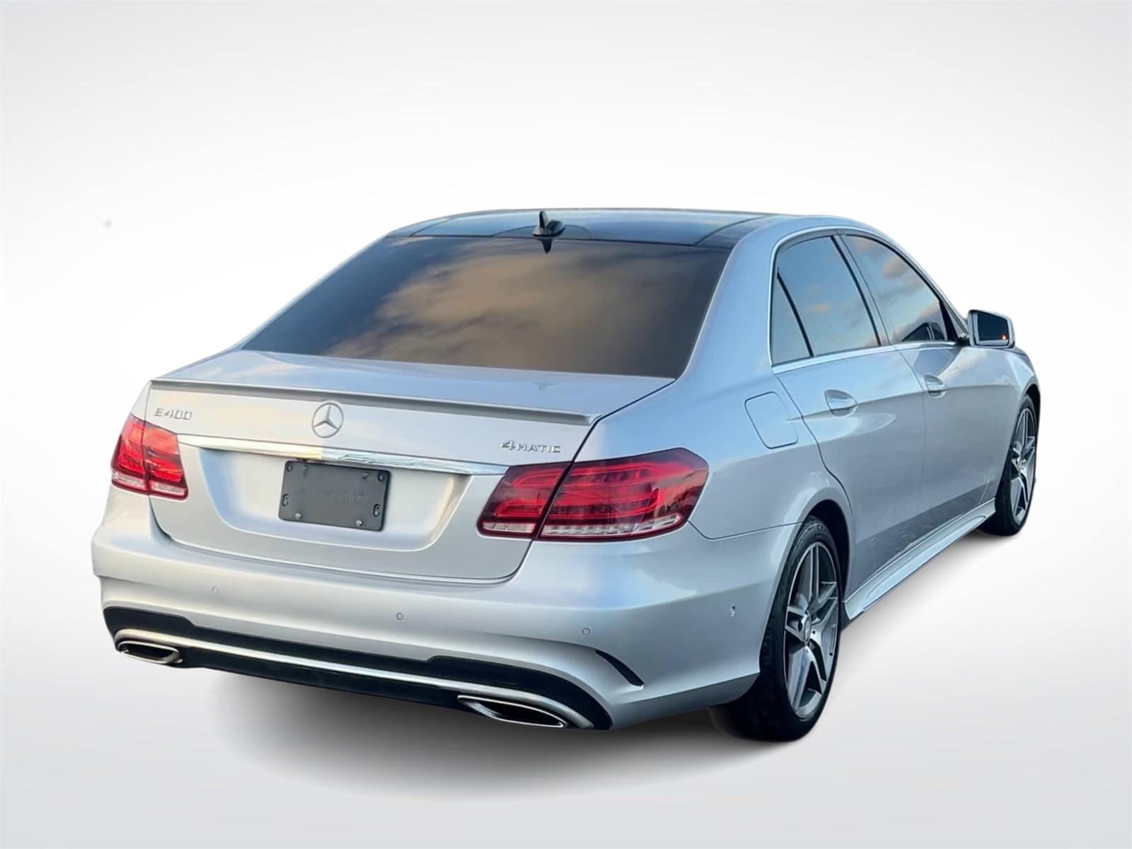 Thumbnail: 2016 Mercedes-Benz E-Class - 8