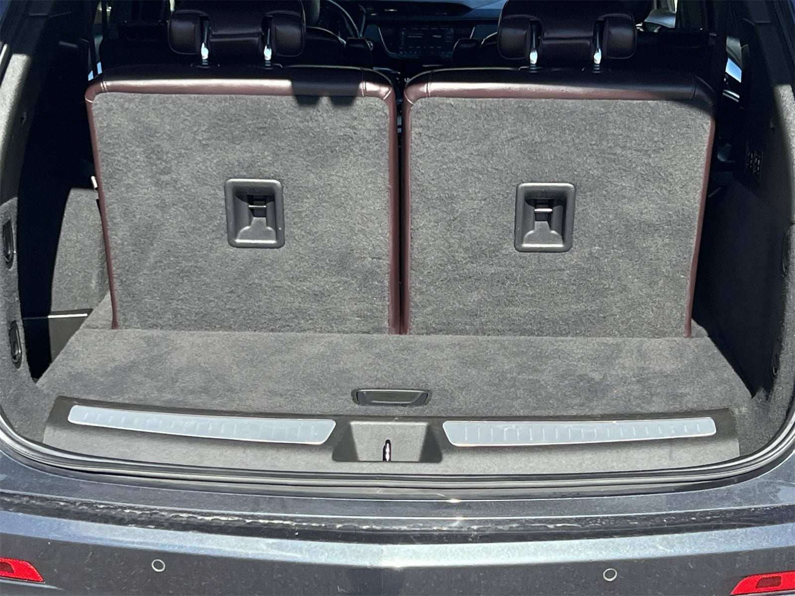 Thumbnail: 2022 Cadillac XT6 - 35