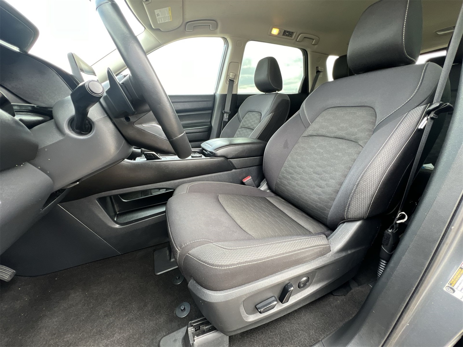 Thumbnail: 2023 Nissan Pathfinder - 17