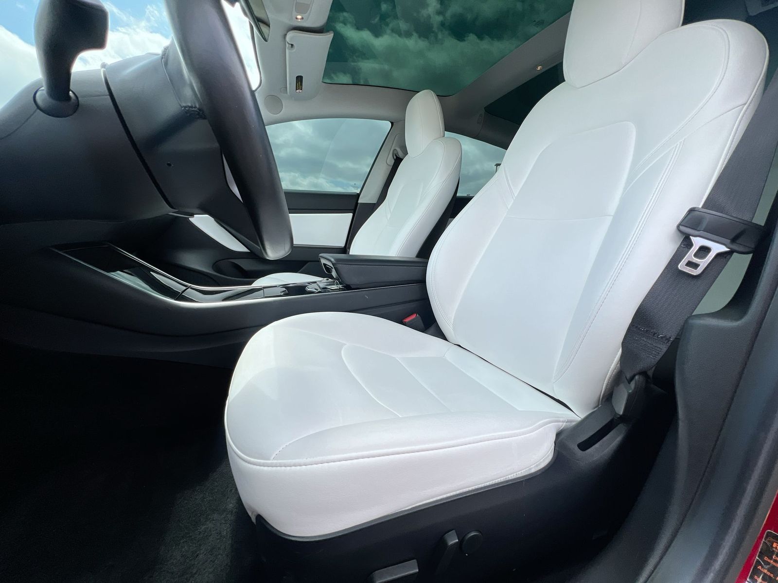Thumbnail: 2019 Tesla Model 3 - 16