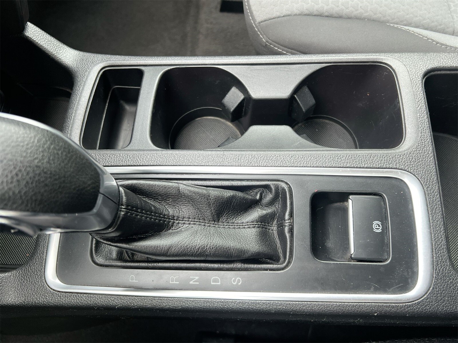 Thumbnail: 2019 Ford Escape - 32