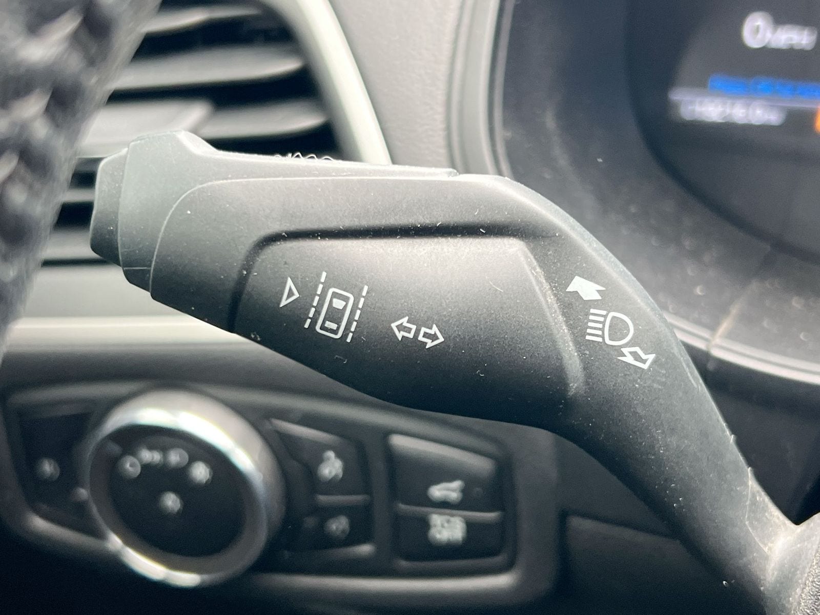 Thumbnail: 2023 Ford Edge - 26