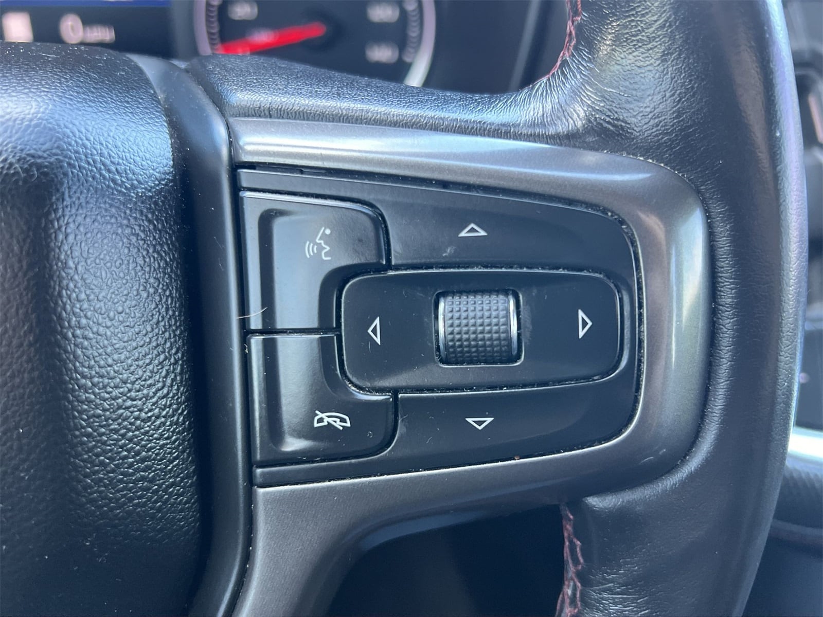 Thumbnail: 2021 Chevrolet Suburban - 25