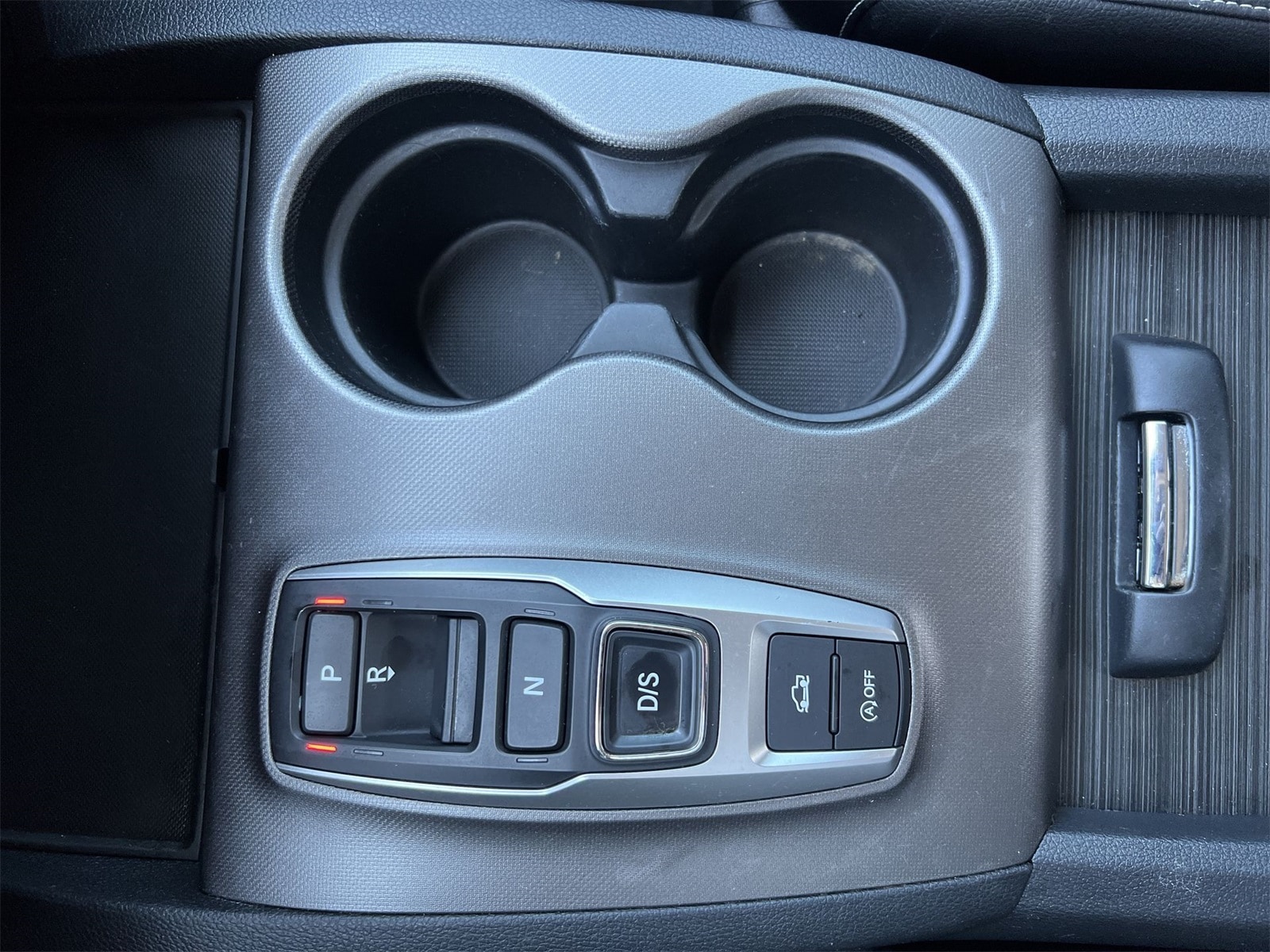 Thumbnail: 2022 Honda Ridgeline - 33