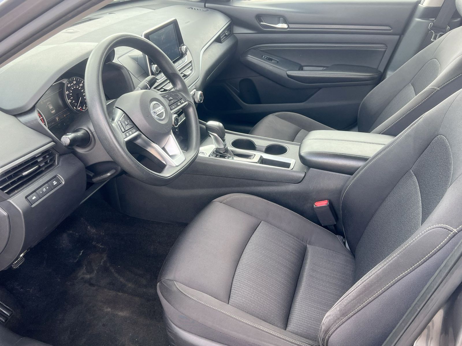 Thumbnail: 2020 Nissan Altima - 10