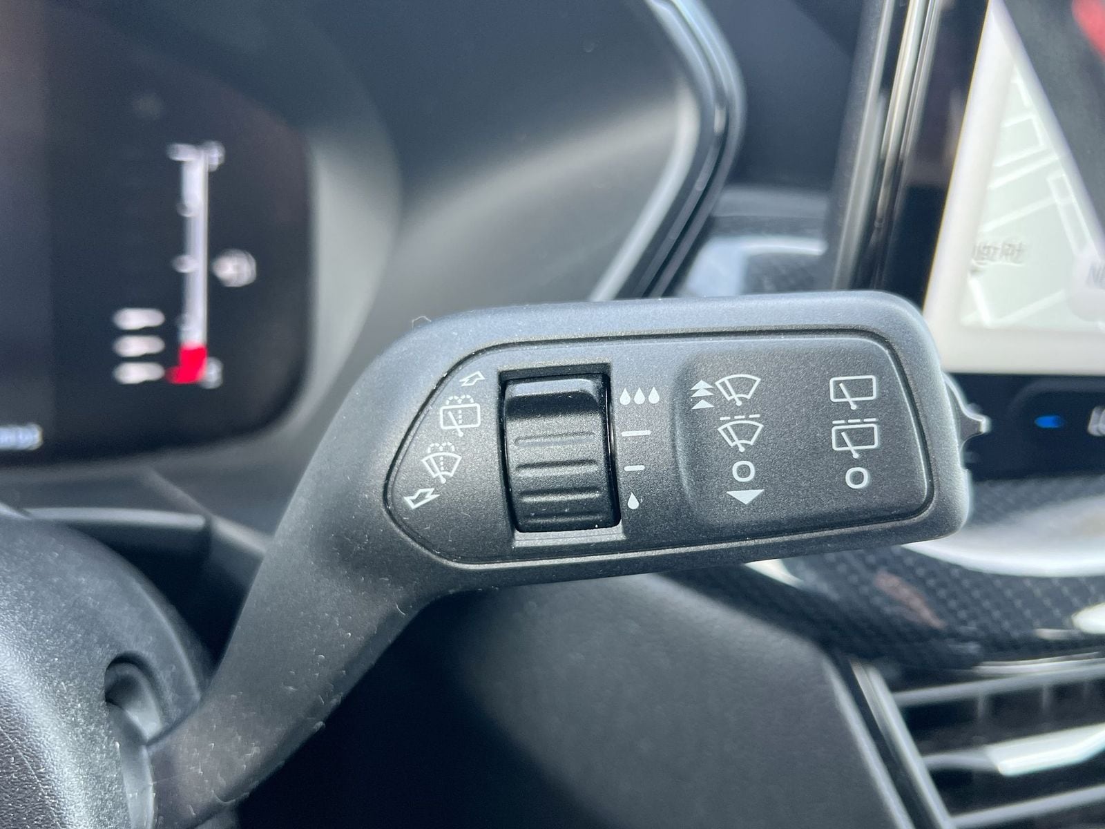 Thumbnail: 2024 Ford Escape - 25