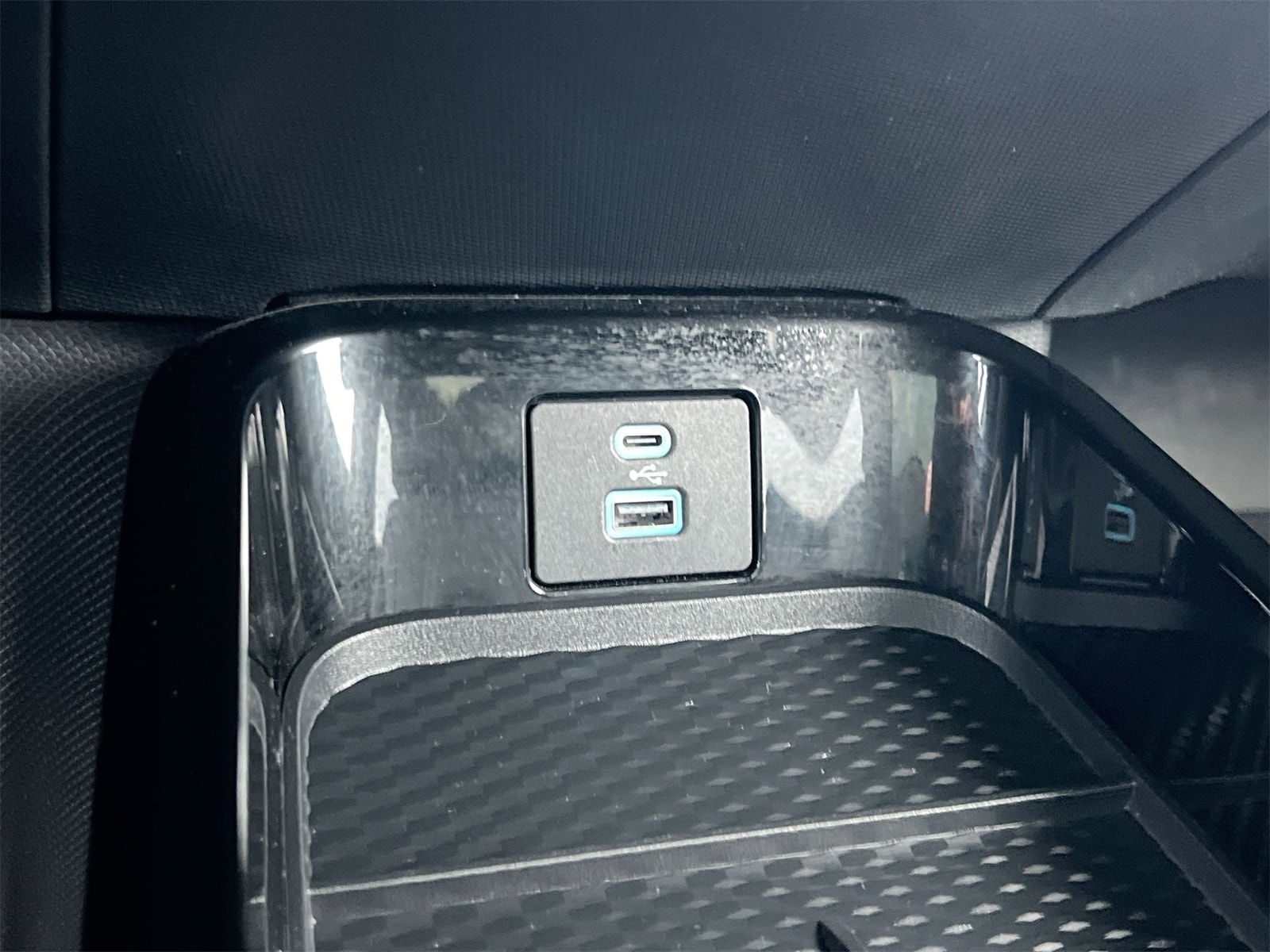 Thumbnail: 2021 Ford Mustang Mach-E - 31