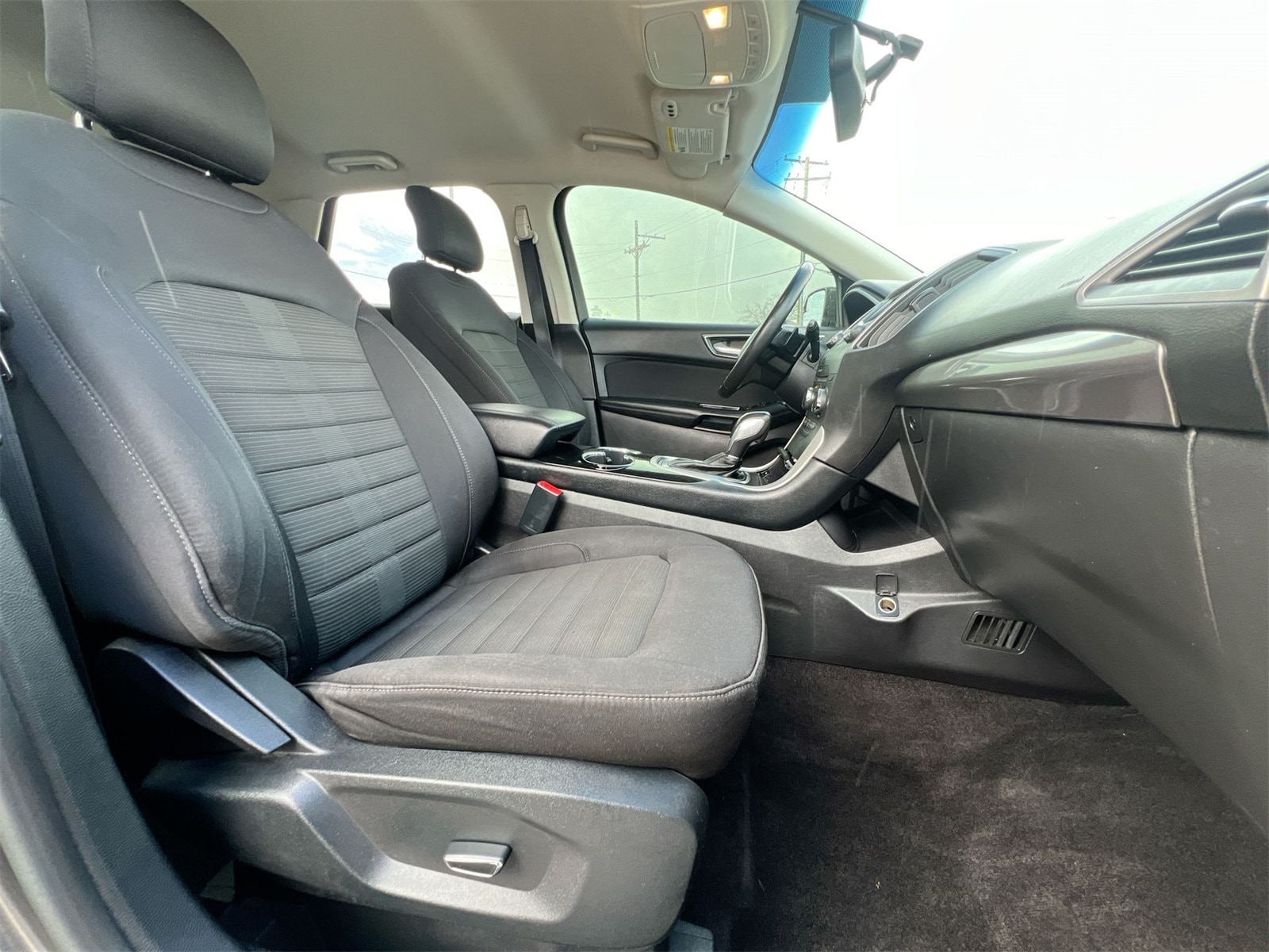 Thumbnail: 2017 Ford Edge - 22