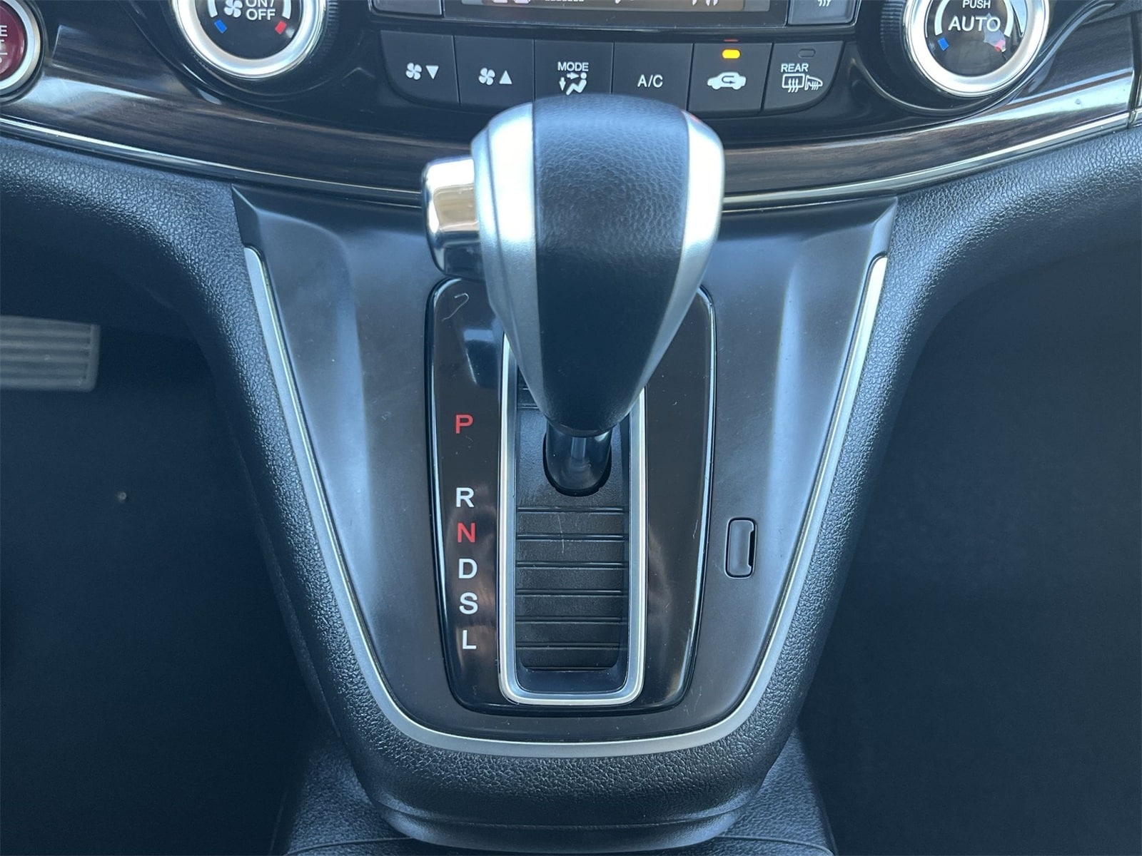 Thumbnail: 2016 Honda CR-V - 32