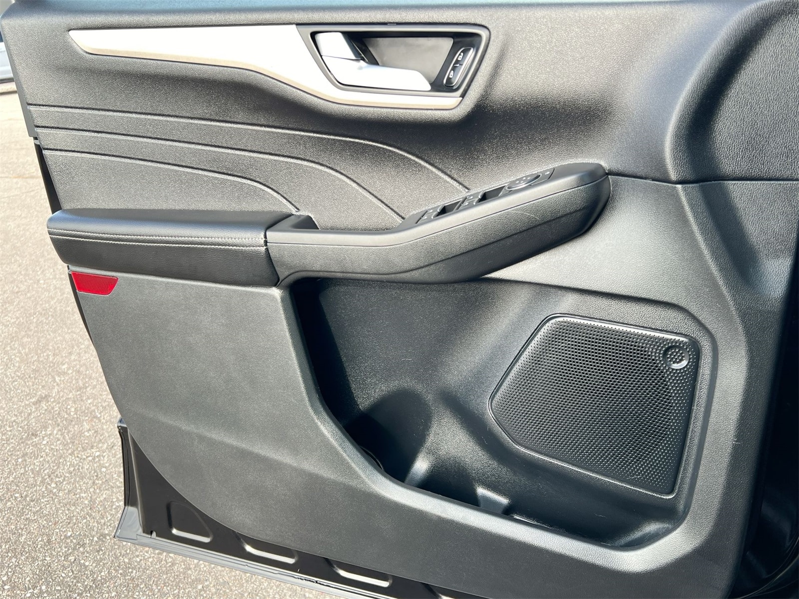 Thumbnail: 2021 Ford Escape - 30