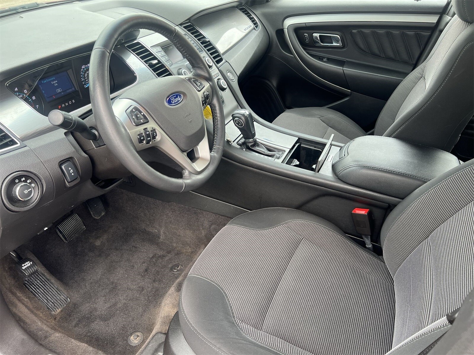 Thumbnail: 2017 Ford Taurus - 10