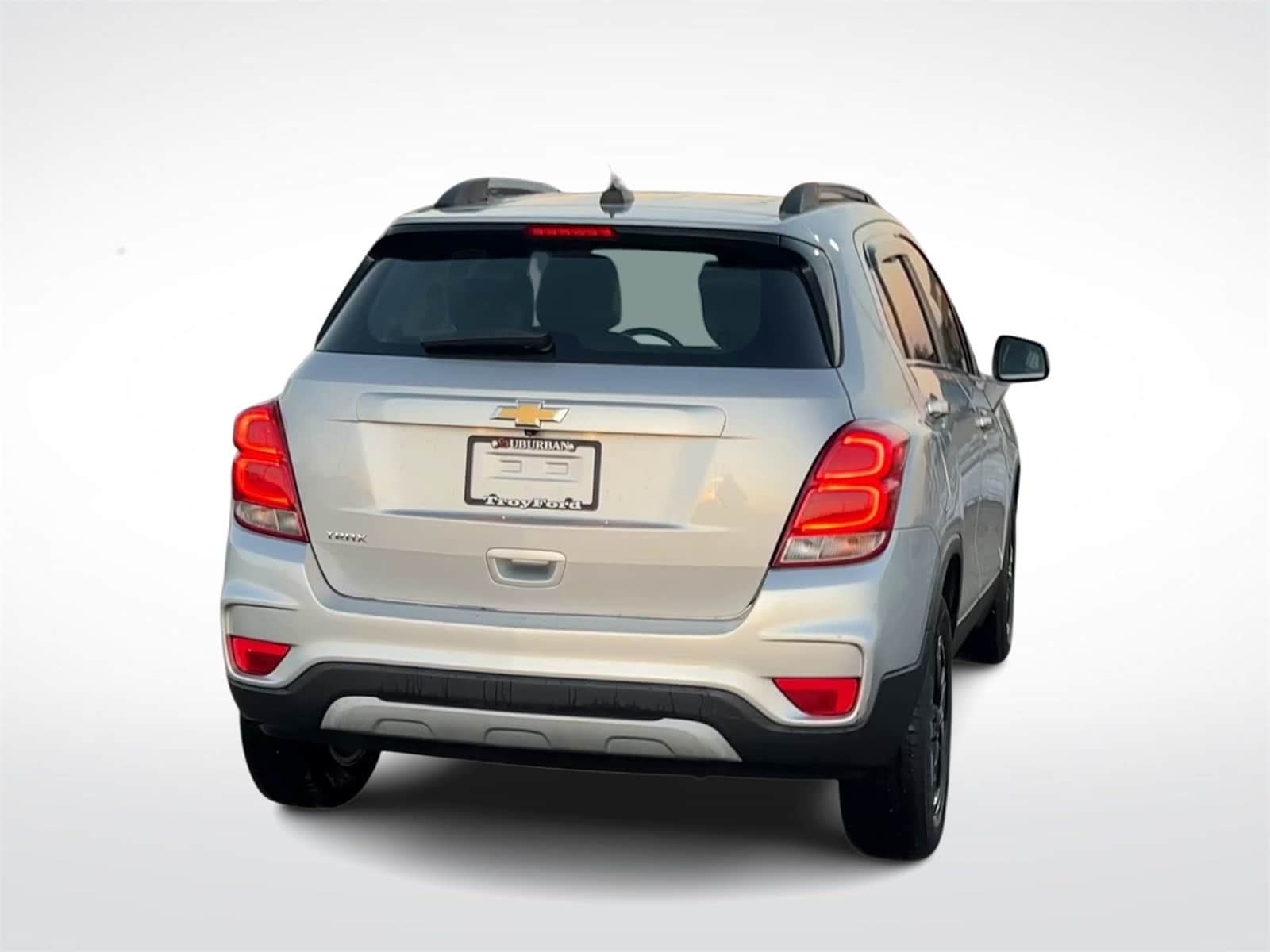 Thumbnail: 2017 Chevrolet Trax - 8