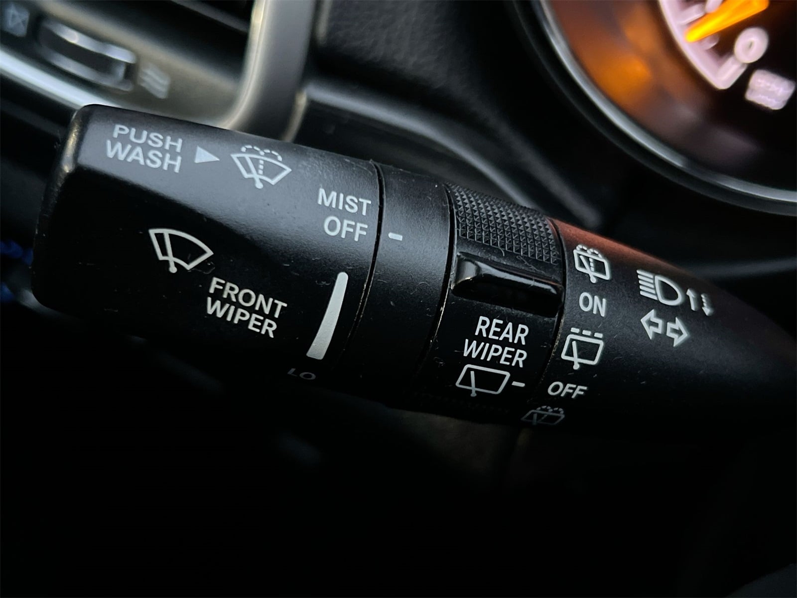 Thumbnail: 2020 Jeep Grand Cherokee - 25