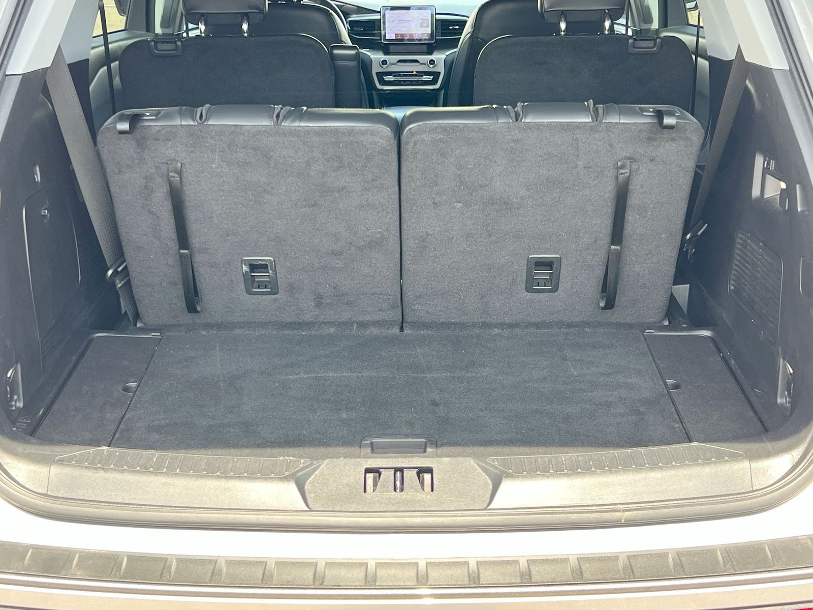 Thumbnail: 2023 Ford Explorer - 34