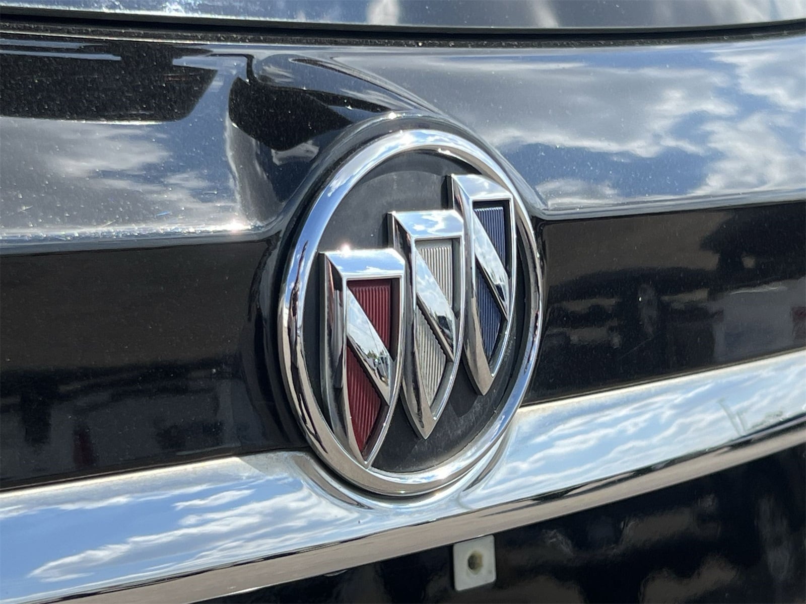 Thumbnail: 2018 Buick Encore - 12
