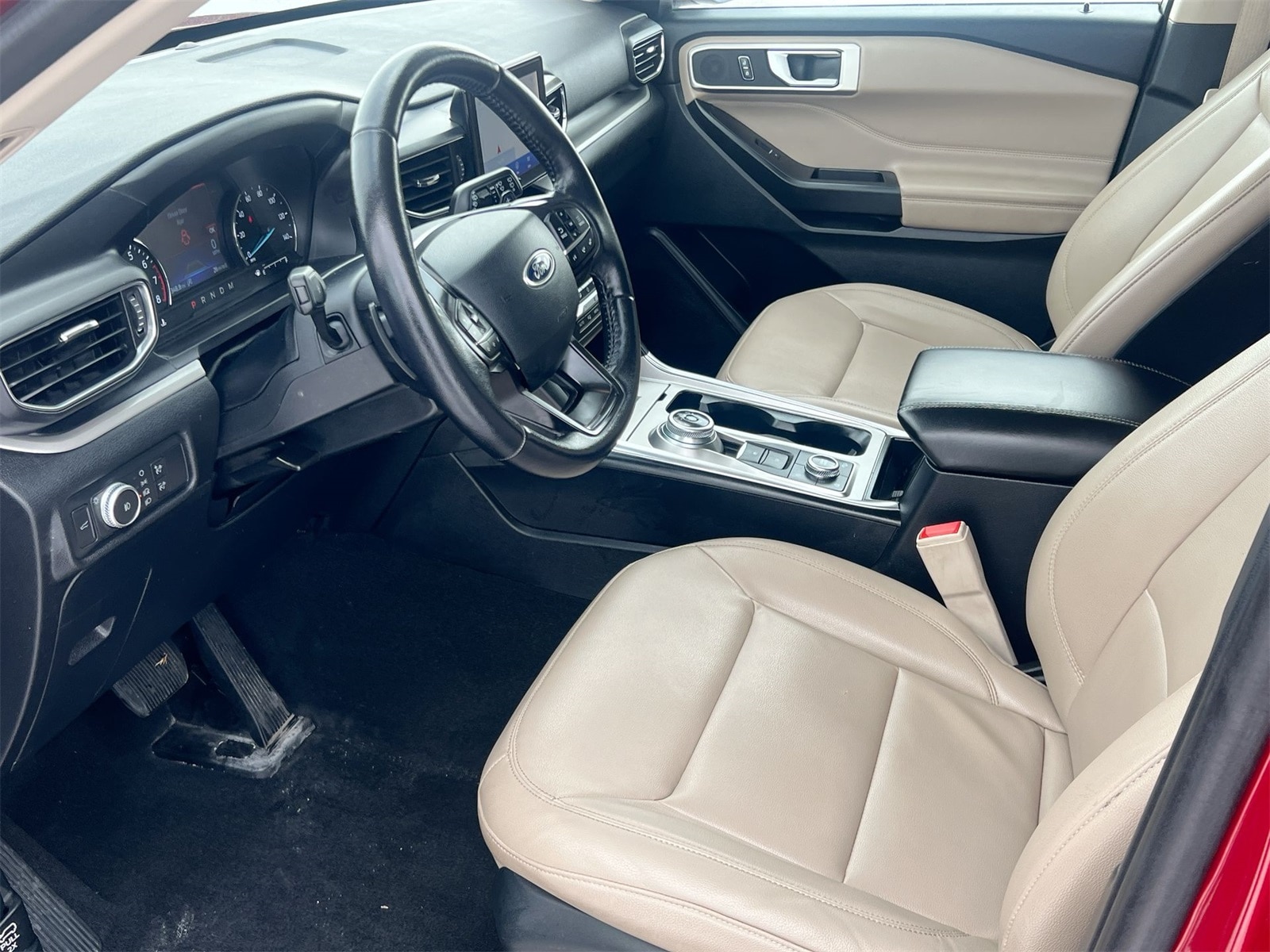 Thumbnail: 2020 Ford Explorer - 10