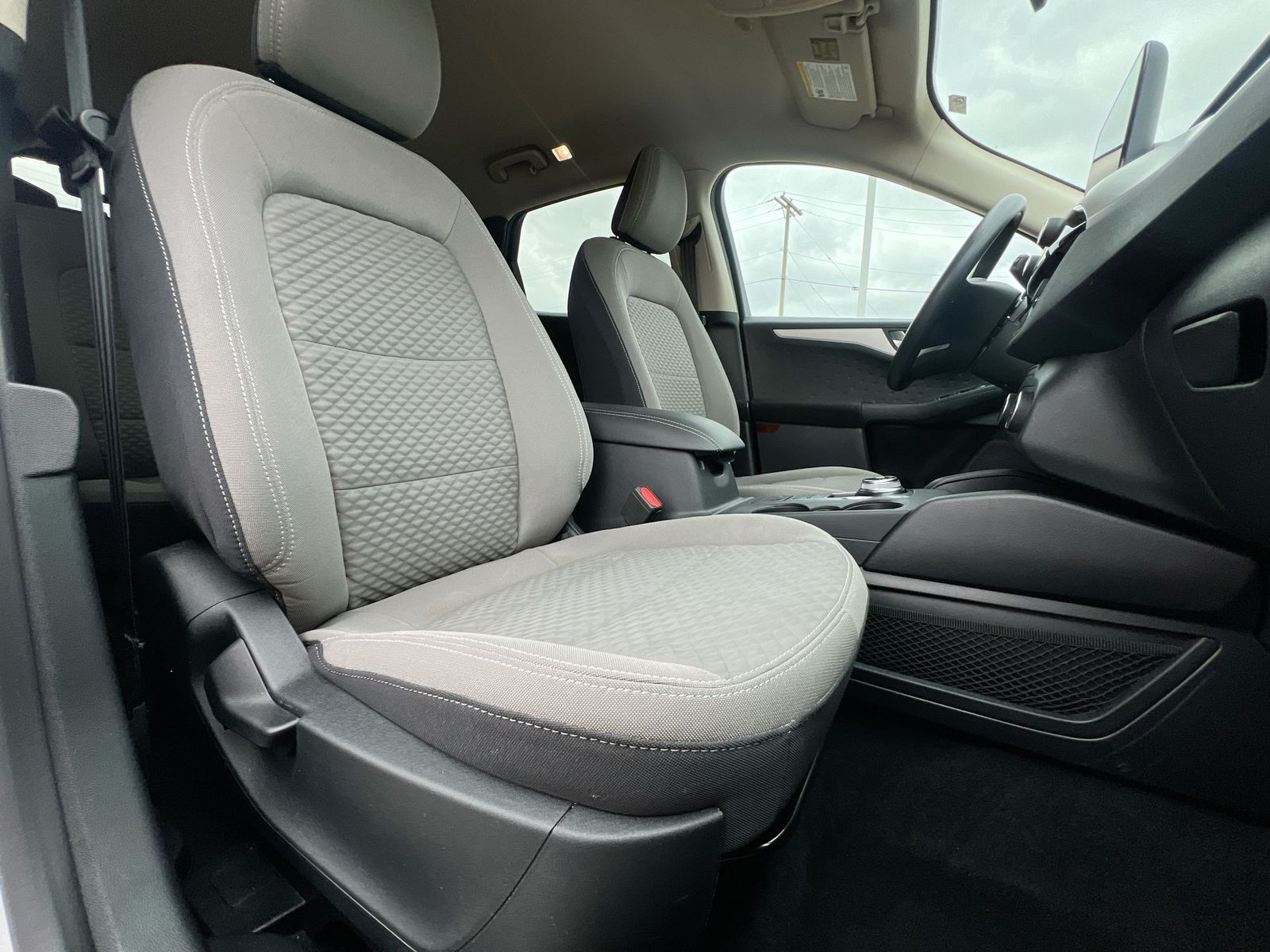 Thumbnail: 2020 Ford Escape - 21