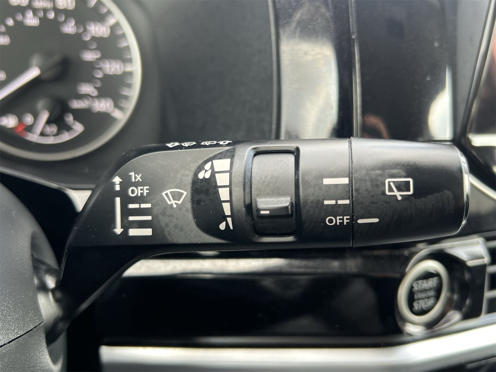 Thumbnail: 2023 Nissan Pathfinder - 26