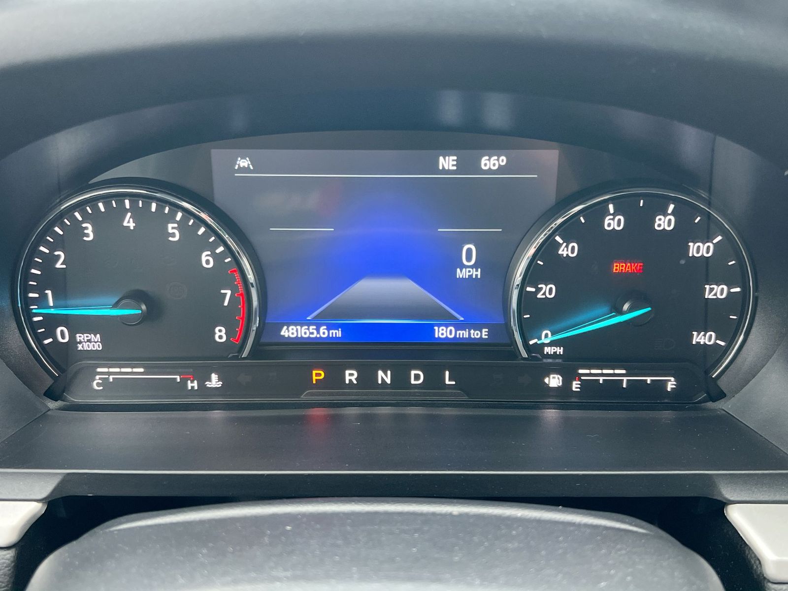 Thumbnail: 2022 Ford Explorer - 32