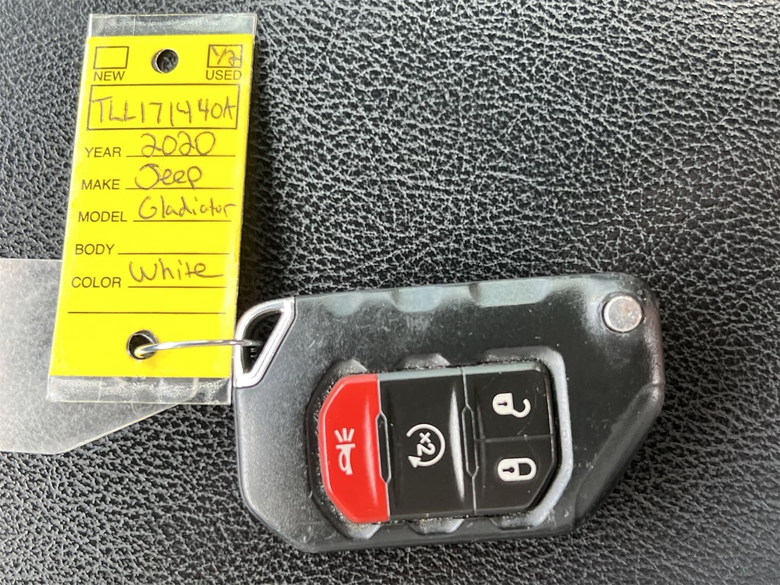 Thumbnail: 2020 Jeep Gladiator - 36