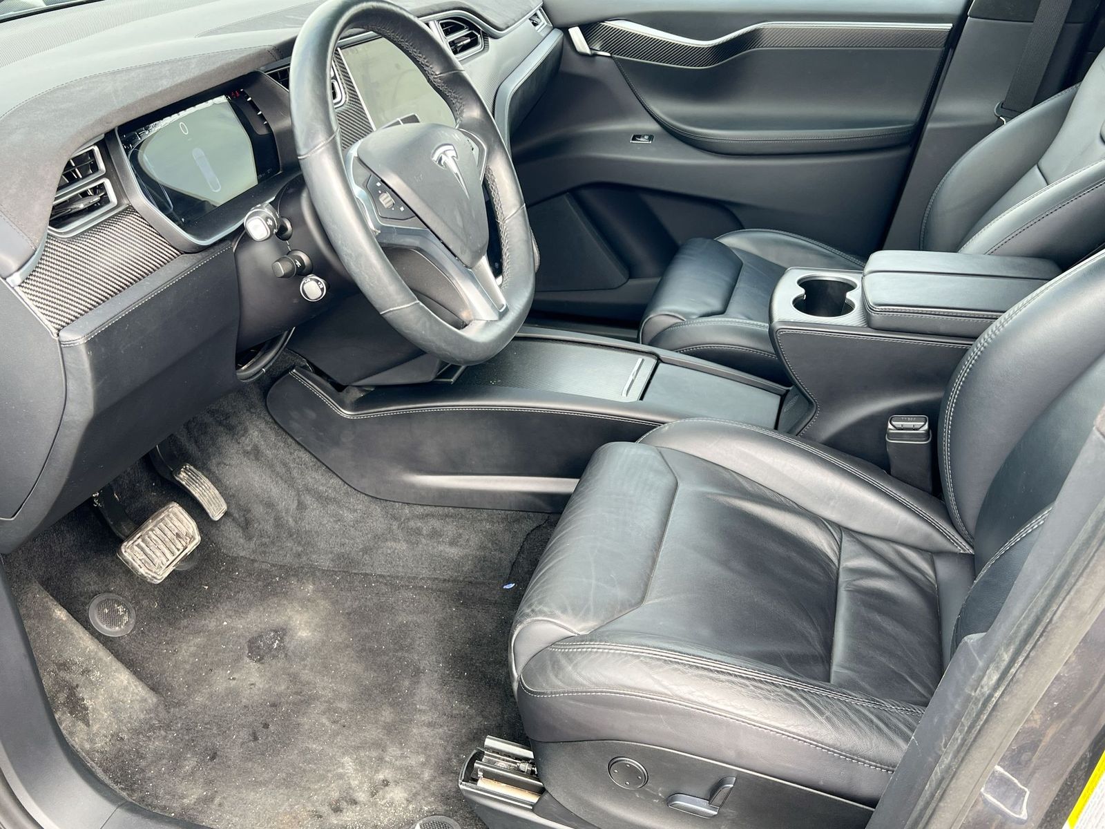 Thumbnail: 2017 Tesla Model X - 10