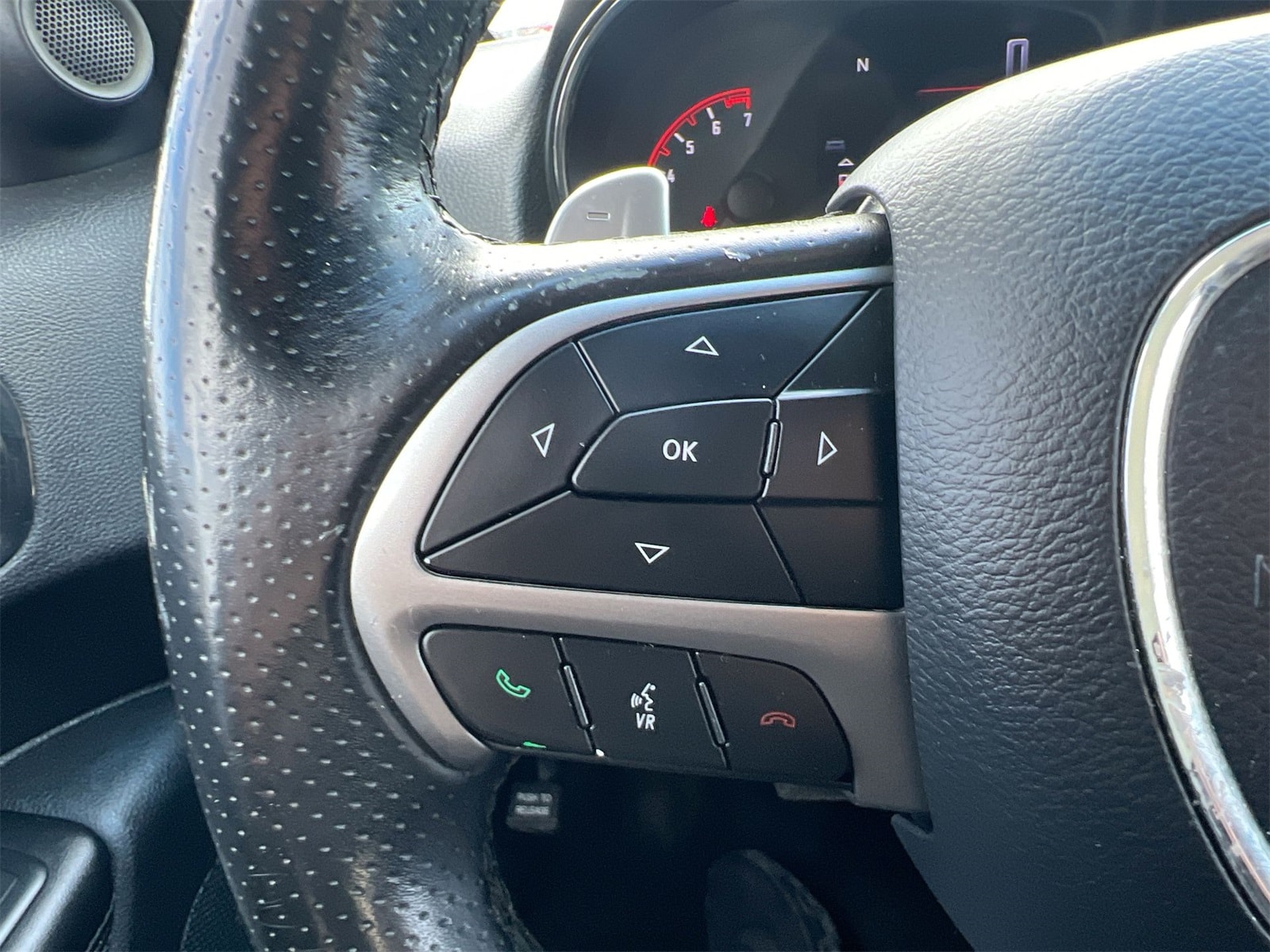 Thumbnail: 2019 Dodge Durango - 23