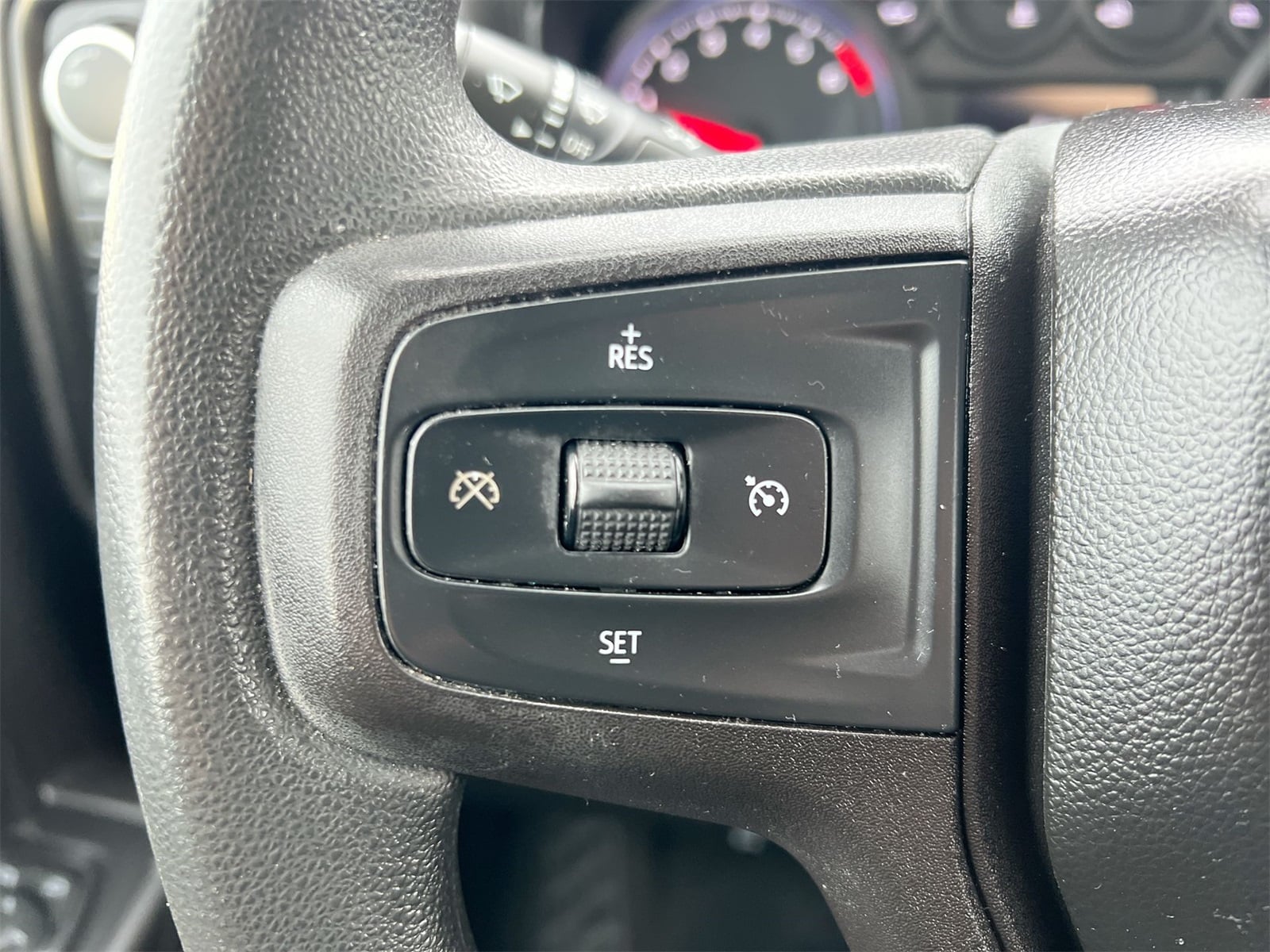 Thumbnail: 2021 Chevrolet Silverado 1500 - 24