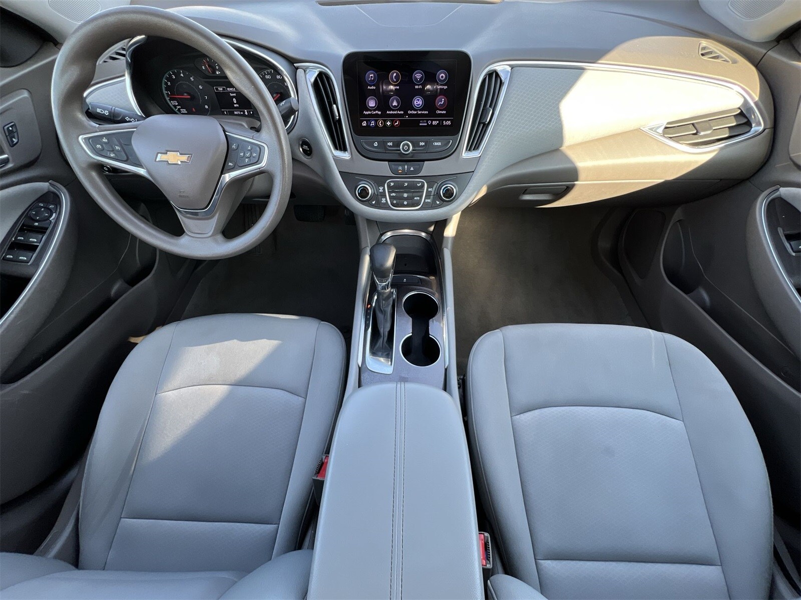 Thumbnail: 2021 Chevrolet Malibu - 15