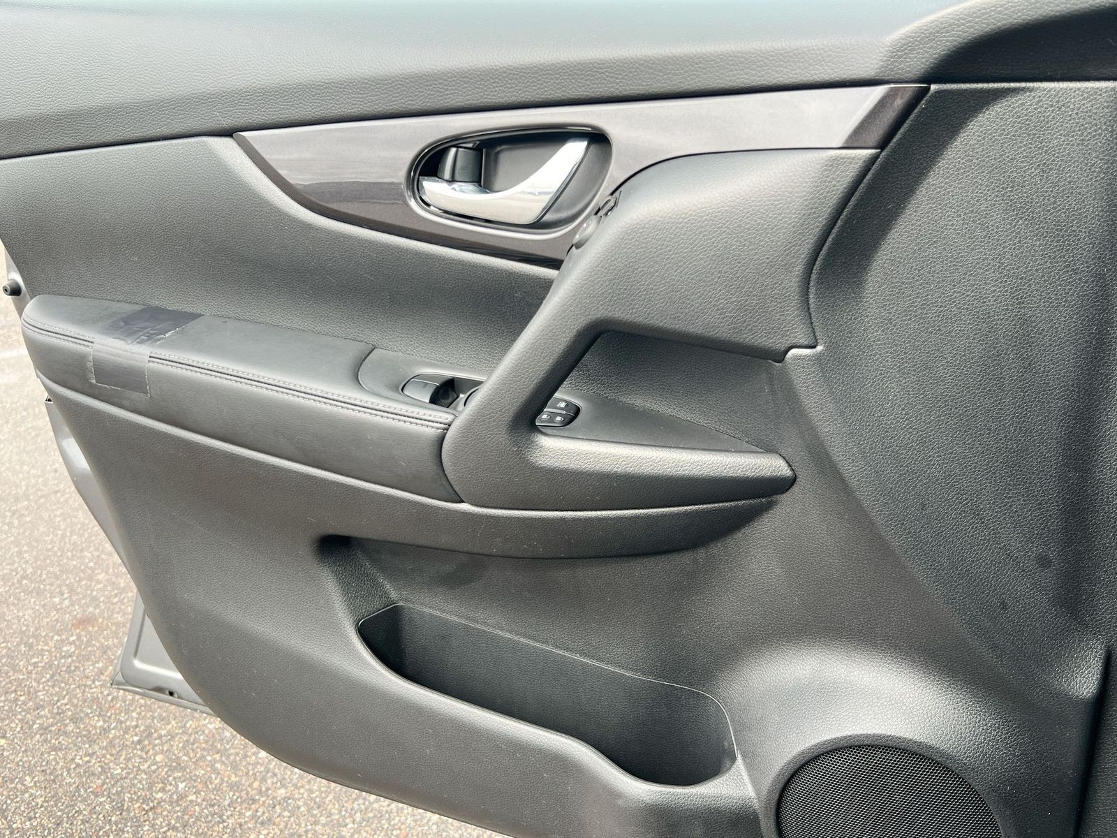 Thumbnail: 2018 Nissan Rogue - 29