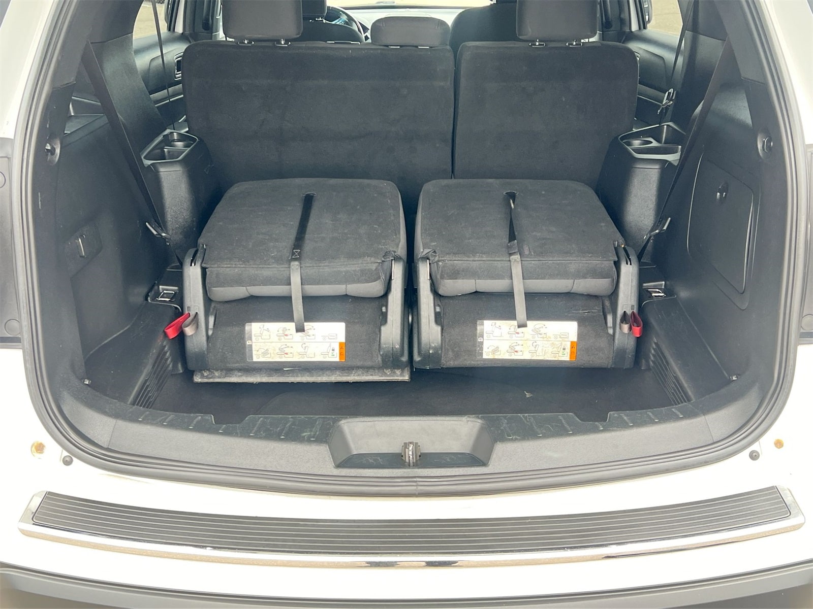 Thumbnail: 2018 Ford Explorer - 35