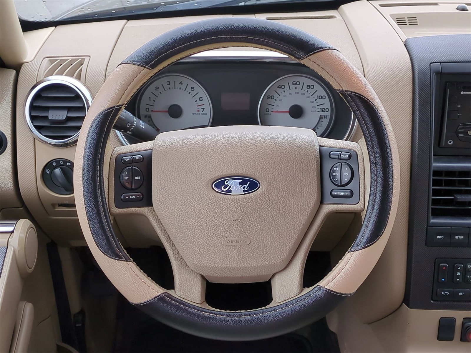 2007 Ford Explorer Sport Trac Limited 22
