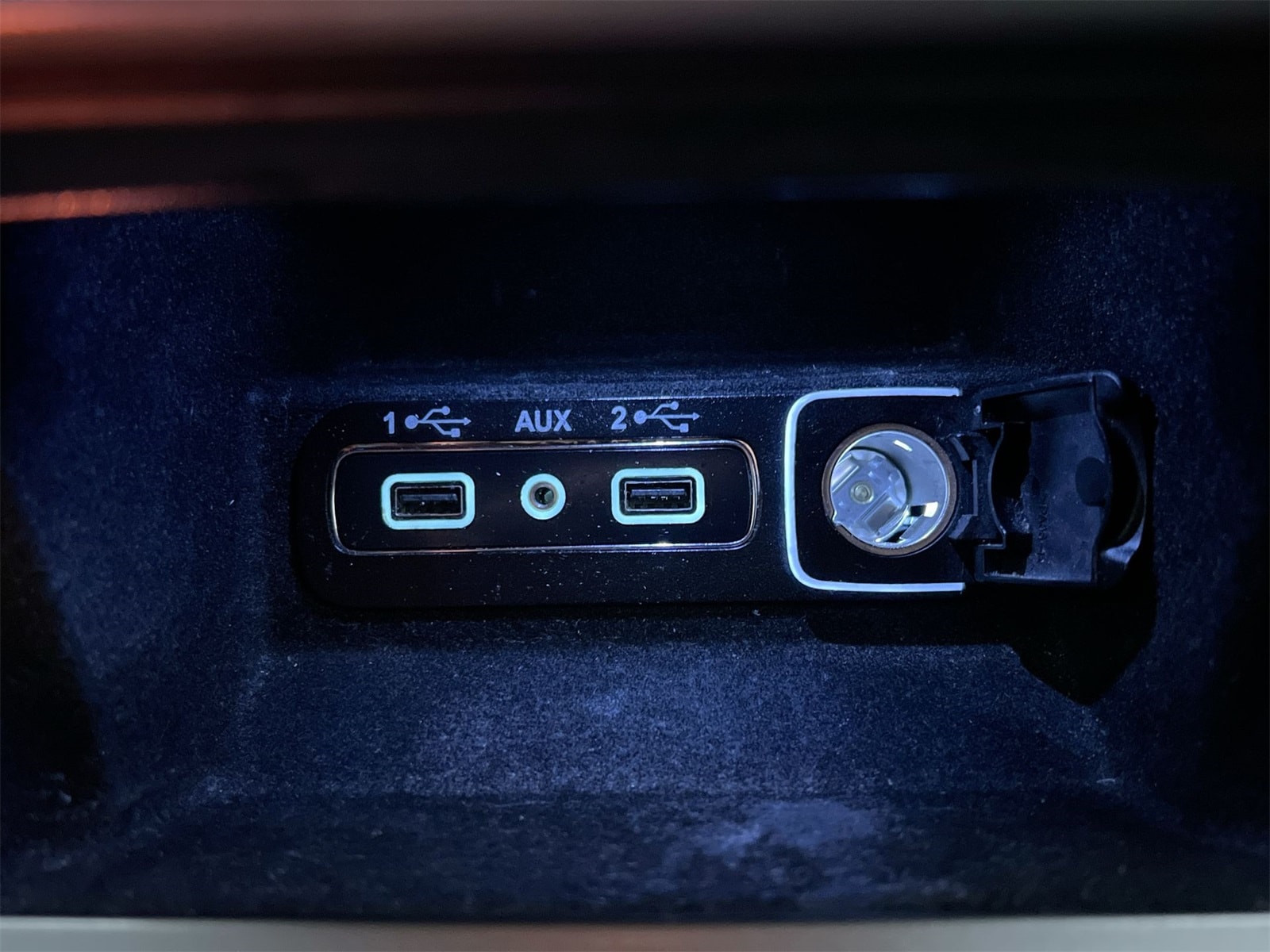 Thumbnail: 2020 Jeep Grand Cherokee - 29