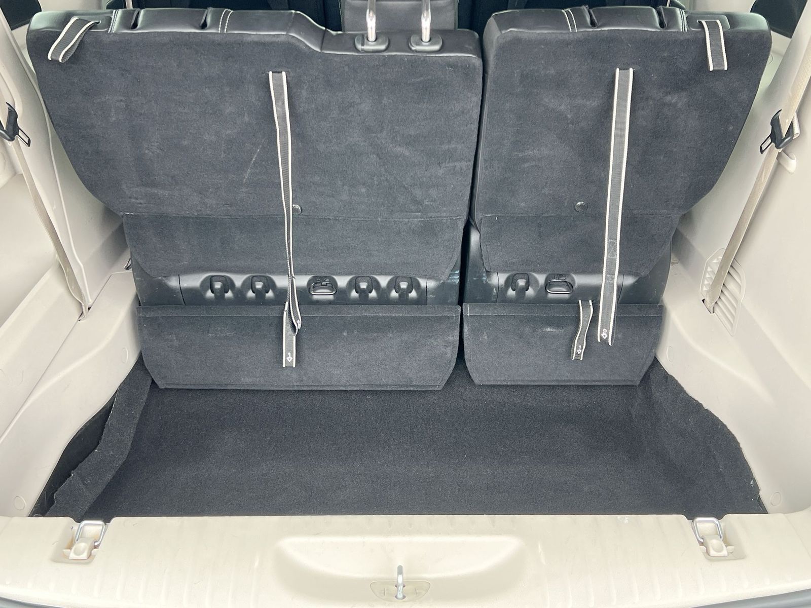 Thumbnail: 2023 Chrysler Pacifica - 34