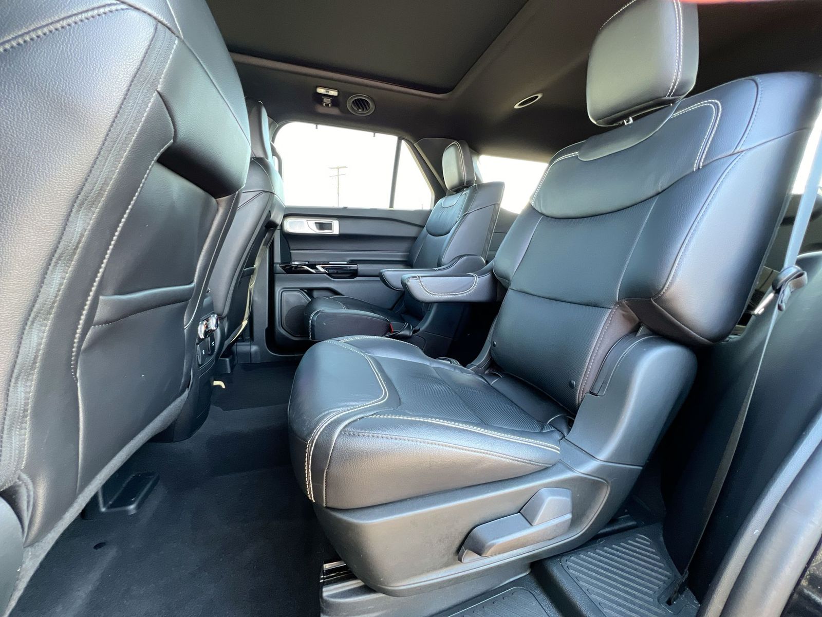 Thumbnail: 2023 Ford Explorer - 19