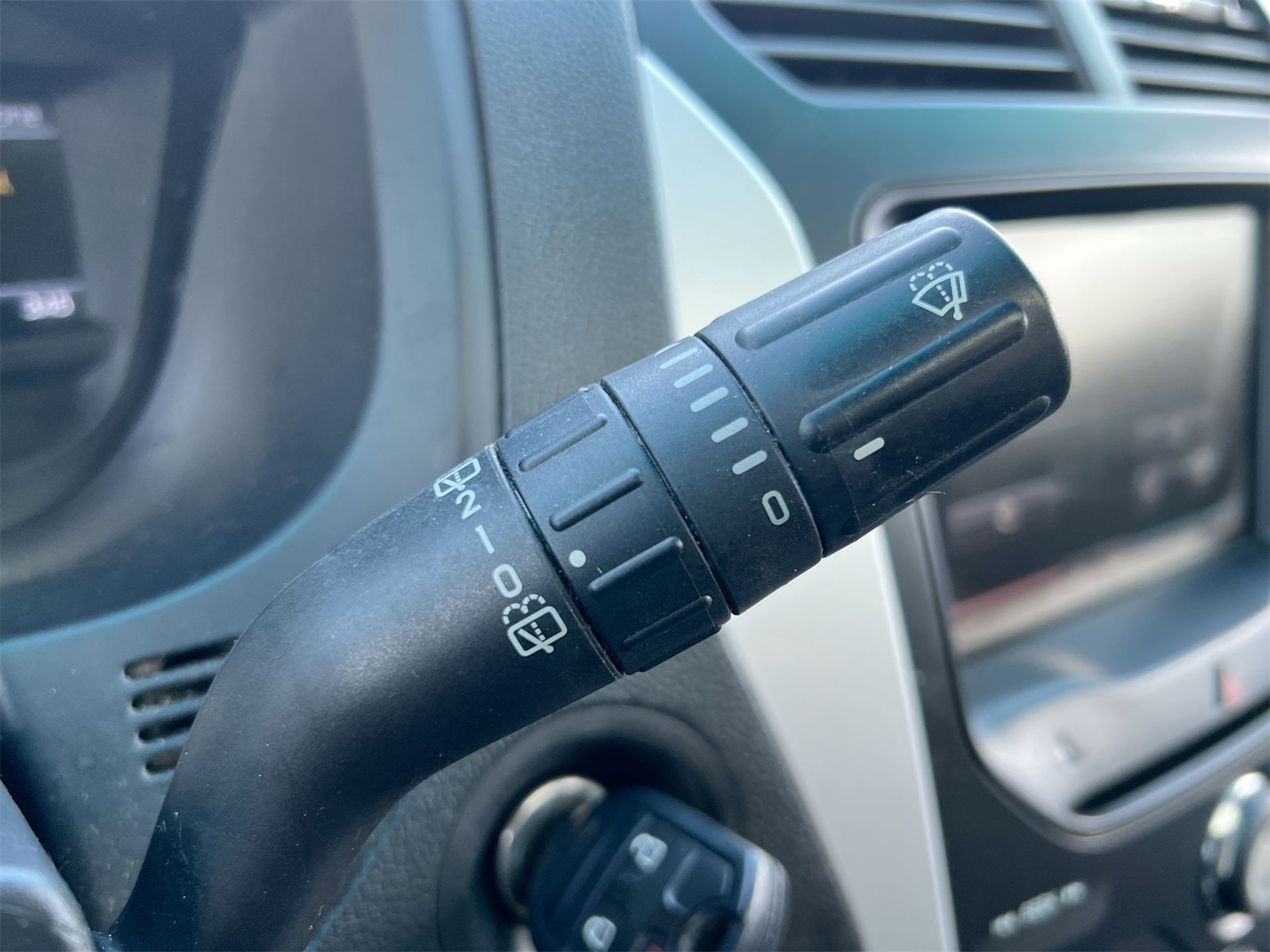 Thumbnail: 2015 Ford Explorer - 25