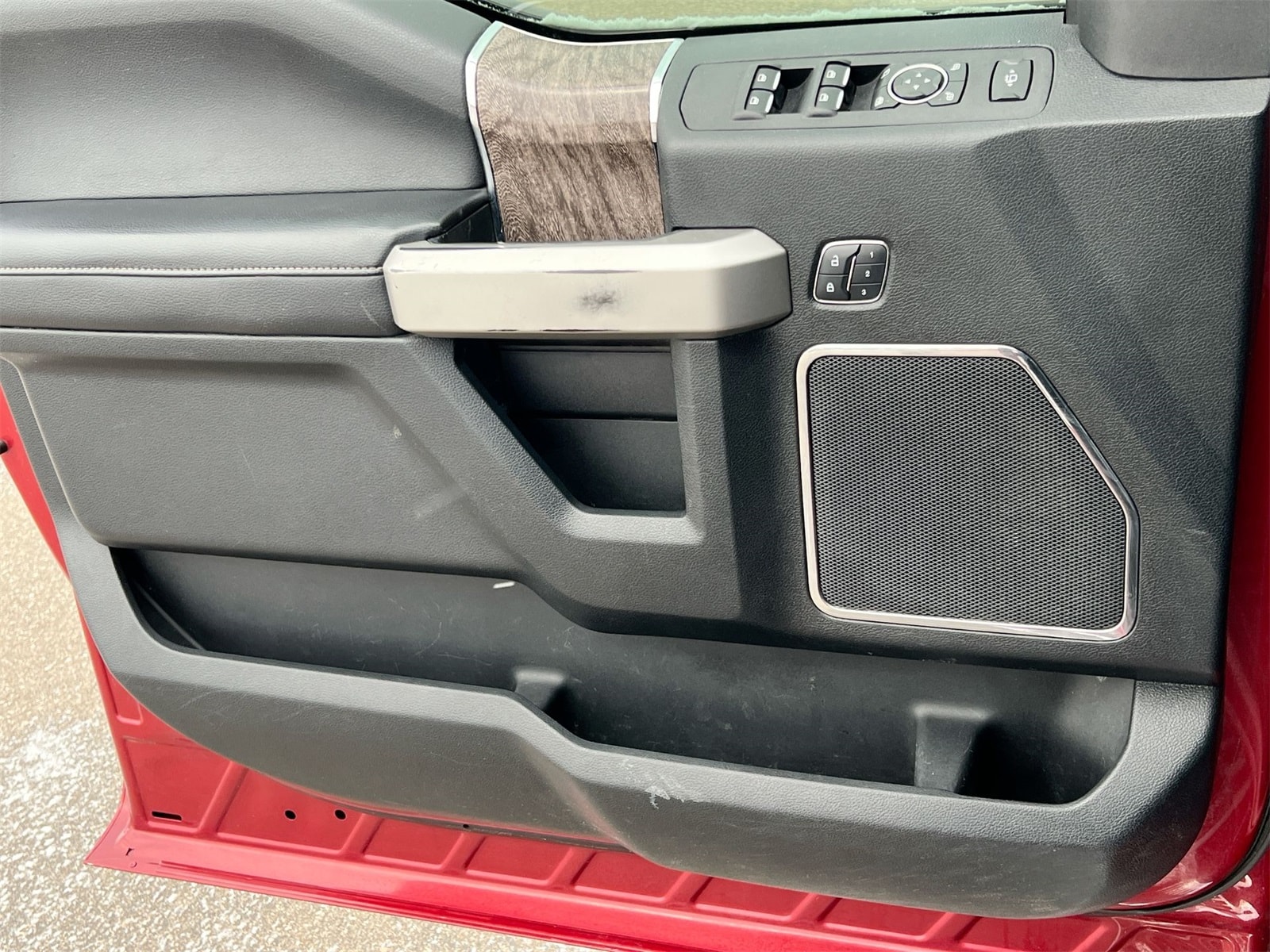 Thumbnail: 2017 Ford F-250 - 29