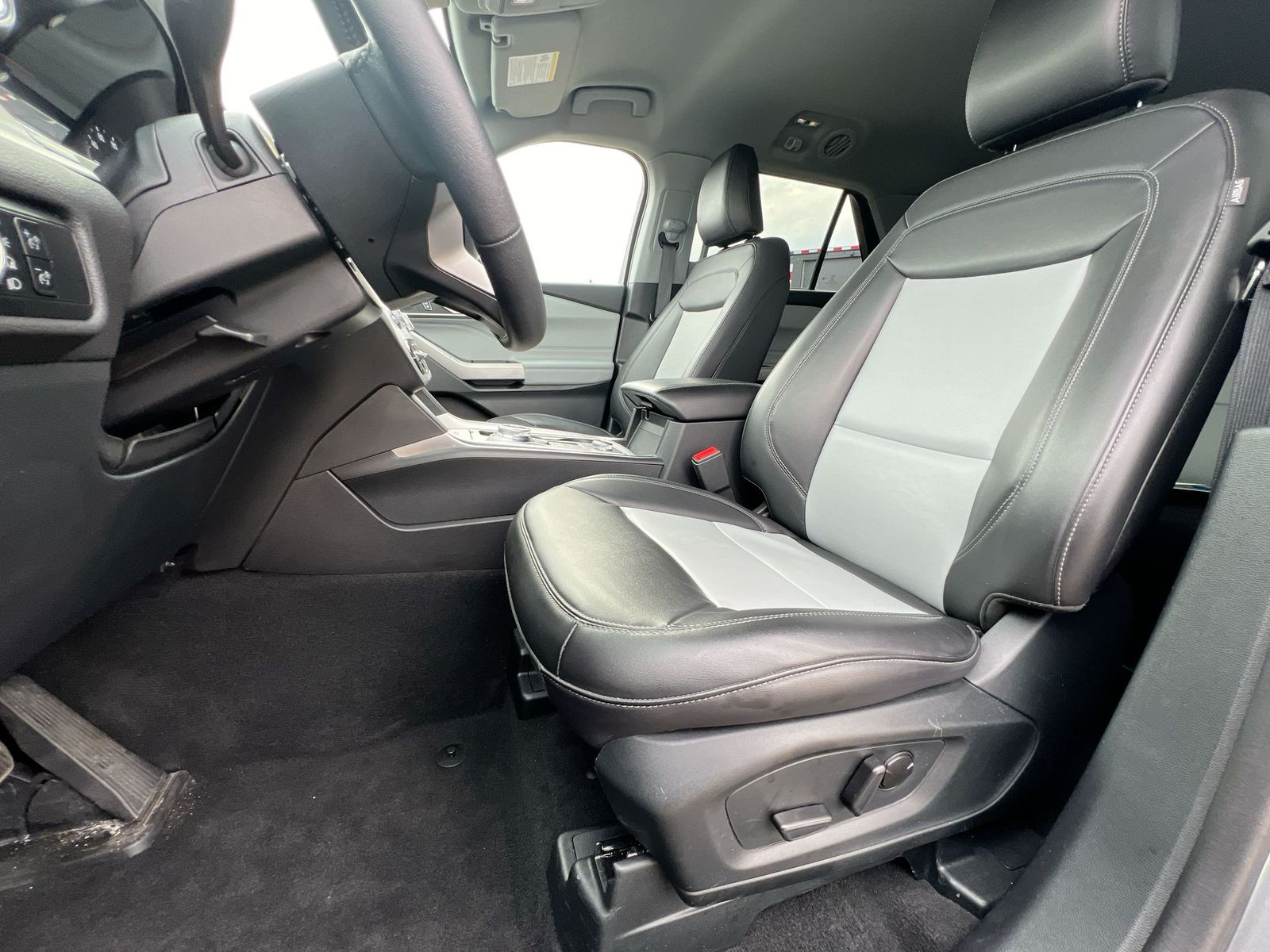 Thumbnail: 2024 Ford Explorer - 16