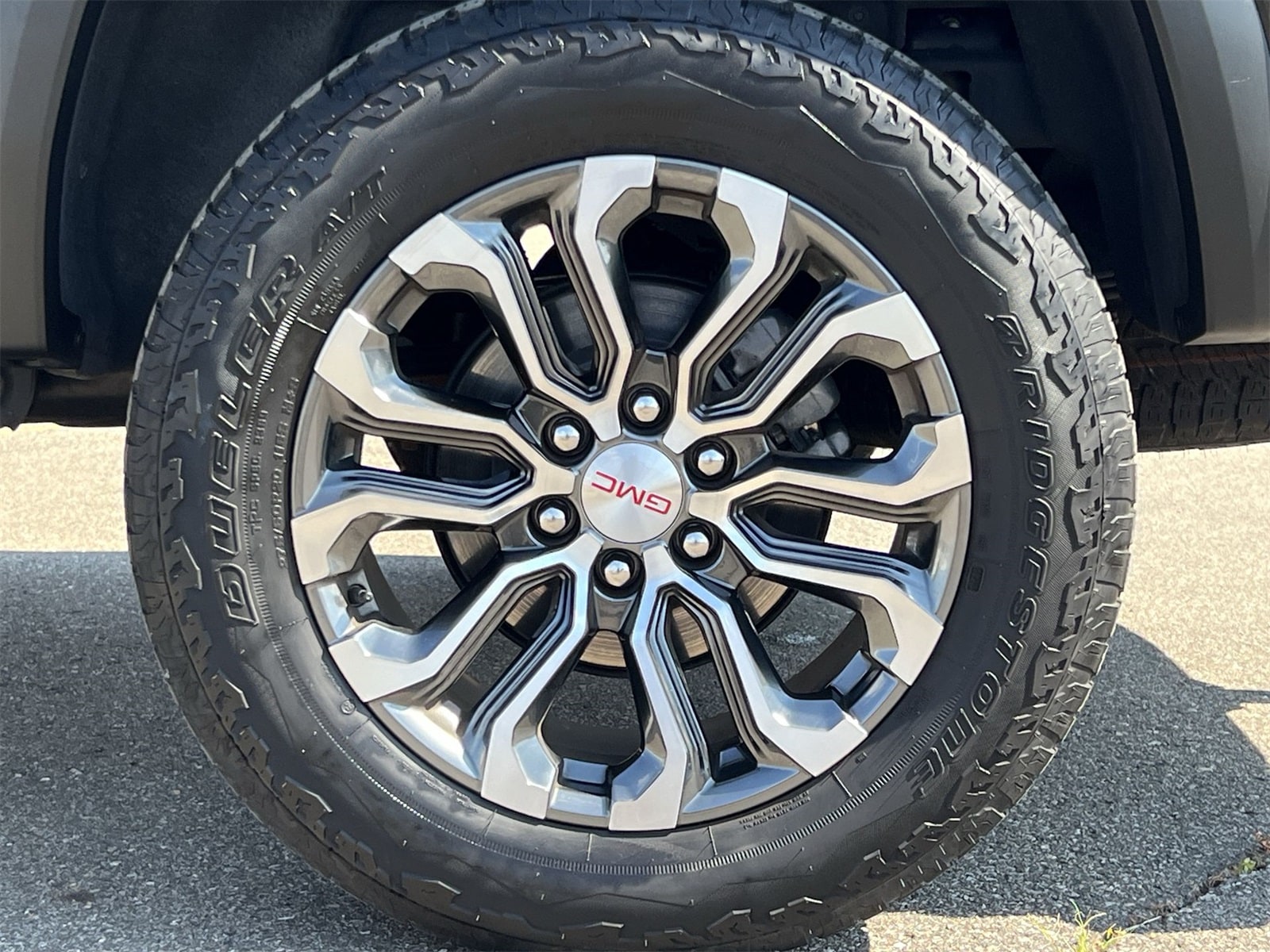 Thumbnail: 2023 GMC Canyon - 14