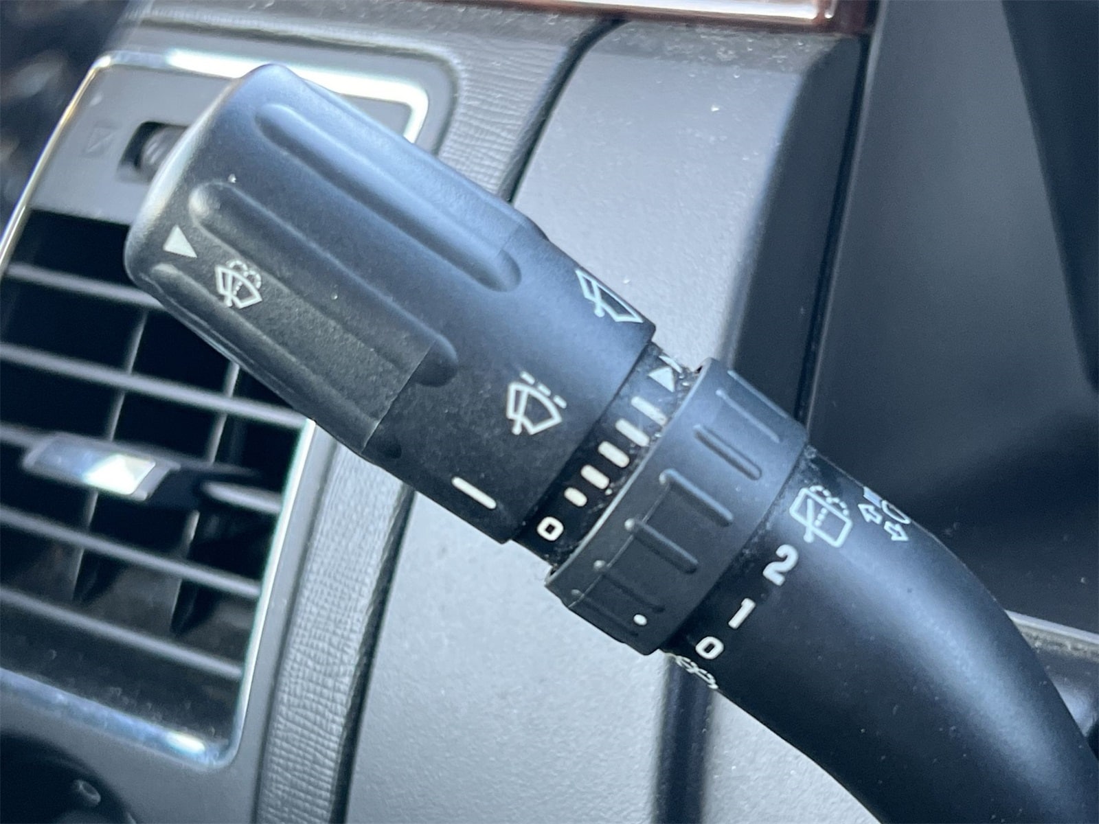 Thumbnail: 2011 Ford Flex - 25