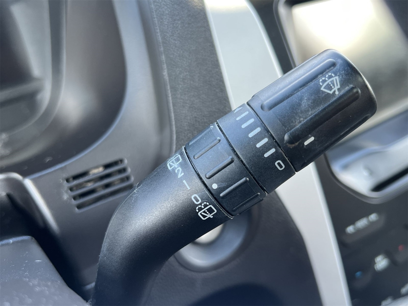 Thumbnail: 2015 Ford Explorer - 26