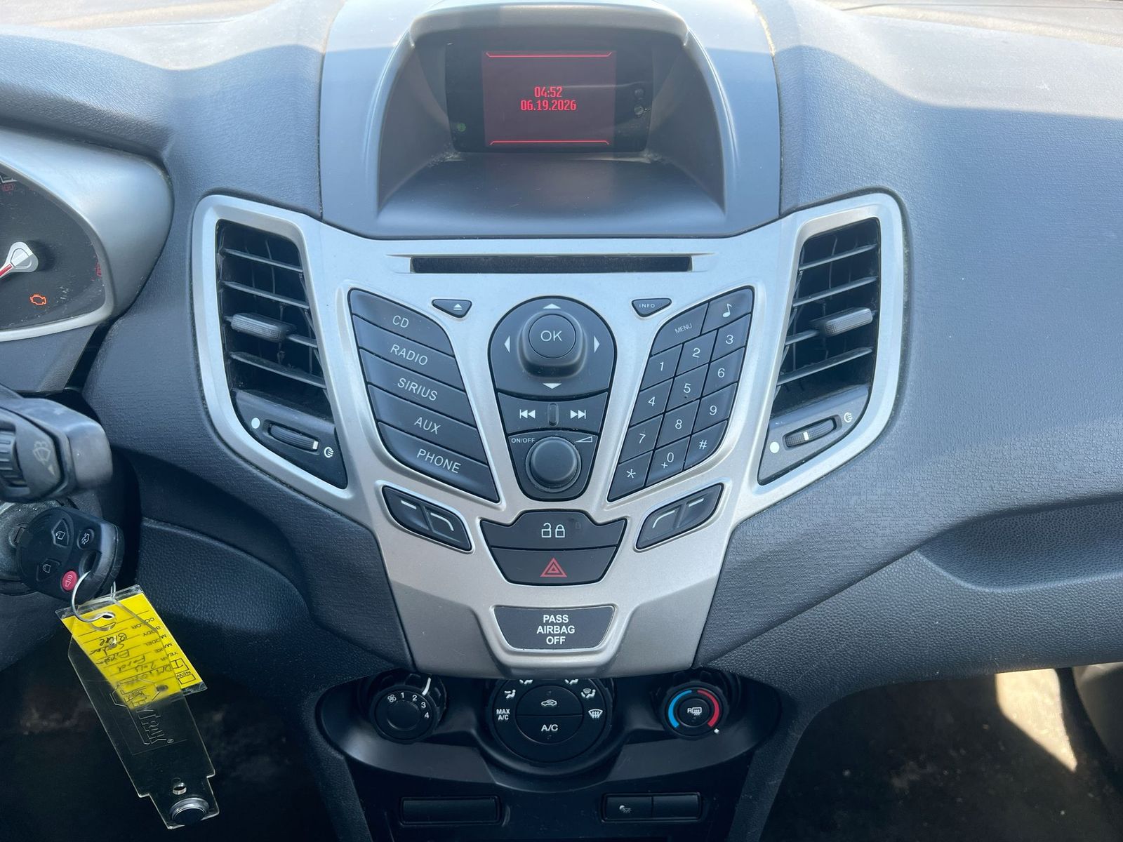 Thumbnail: 2013 Ford Fiesta - 27