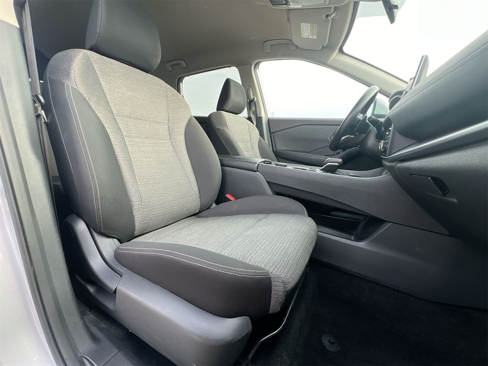 Thumbnail: 2023 Nissan Rogue - 21